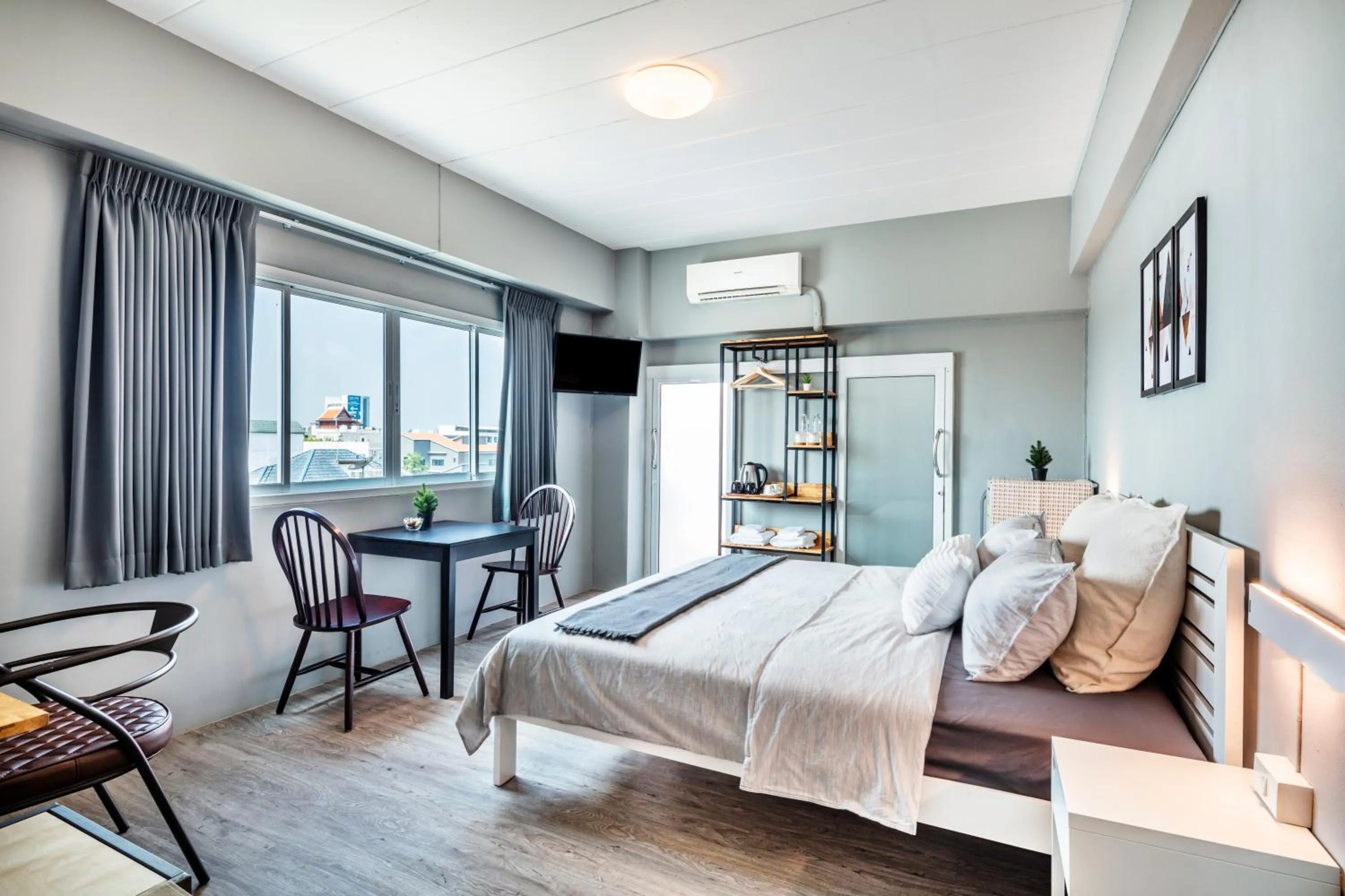 Bedroom, Bed in Penyos Service Apartment