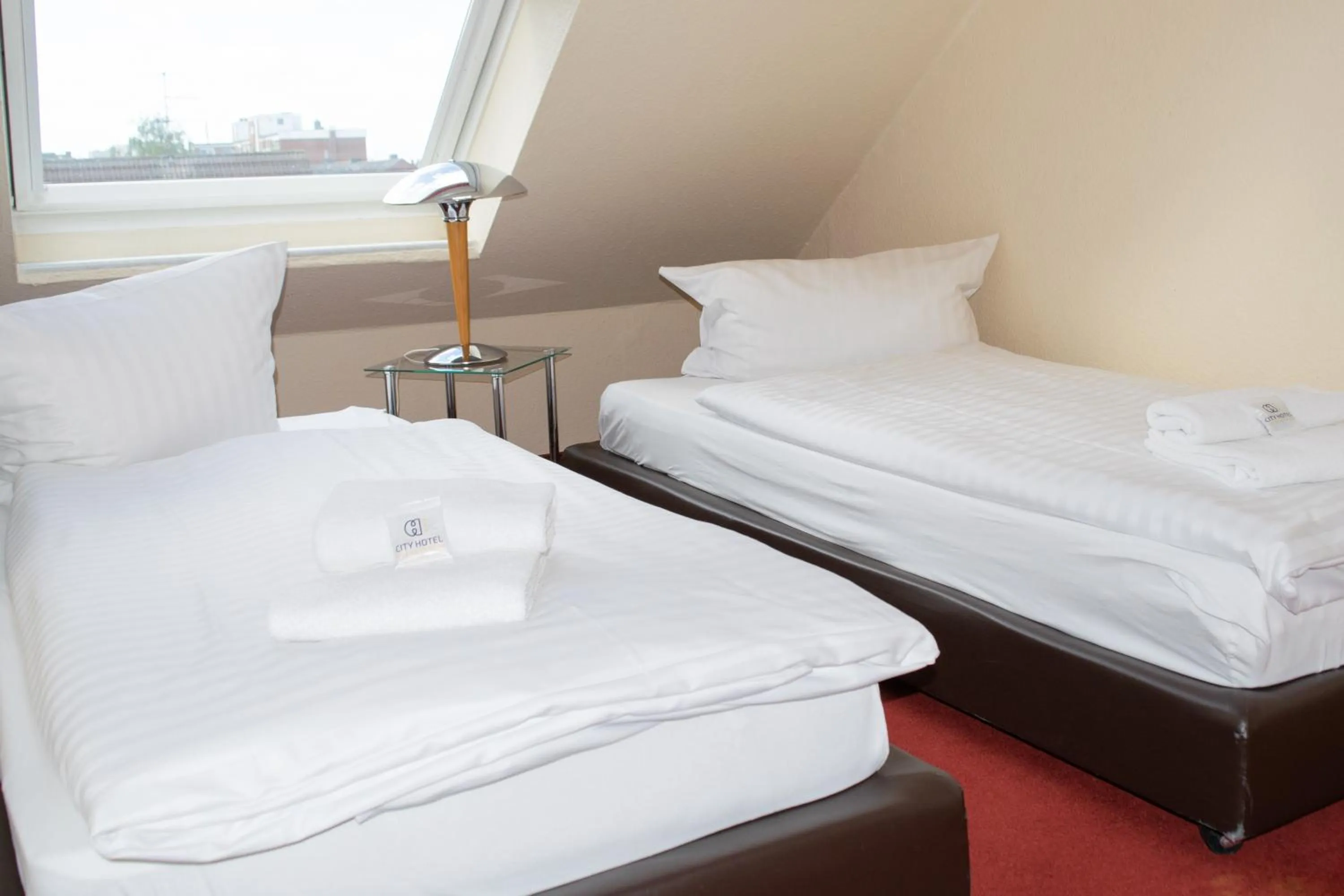 Bed in Ferienwohnung Geestemuende