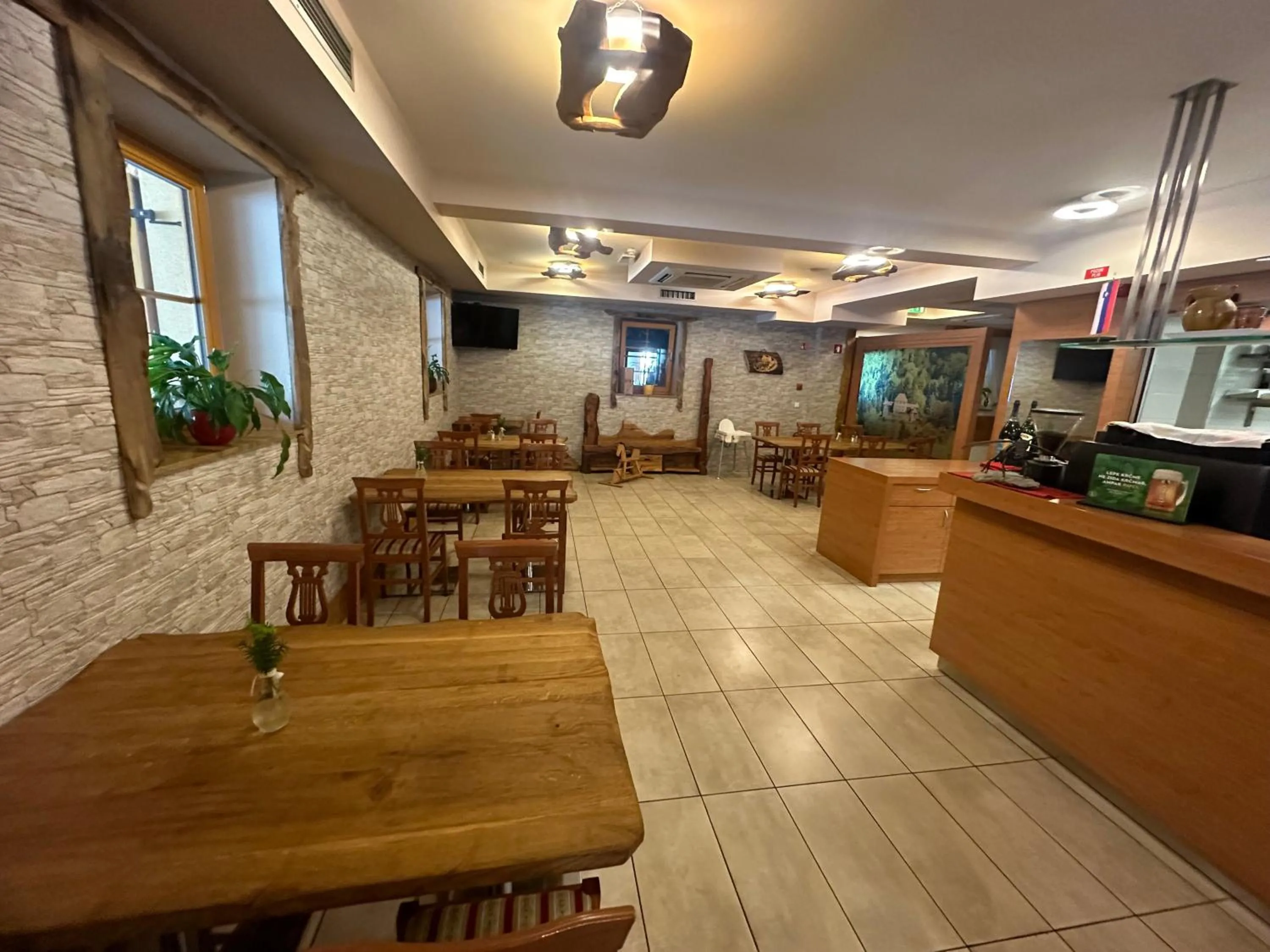 Restaurant/places to eat in Domačija Vodnik & Apartments