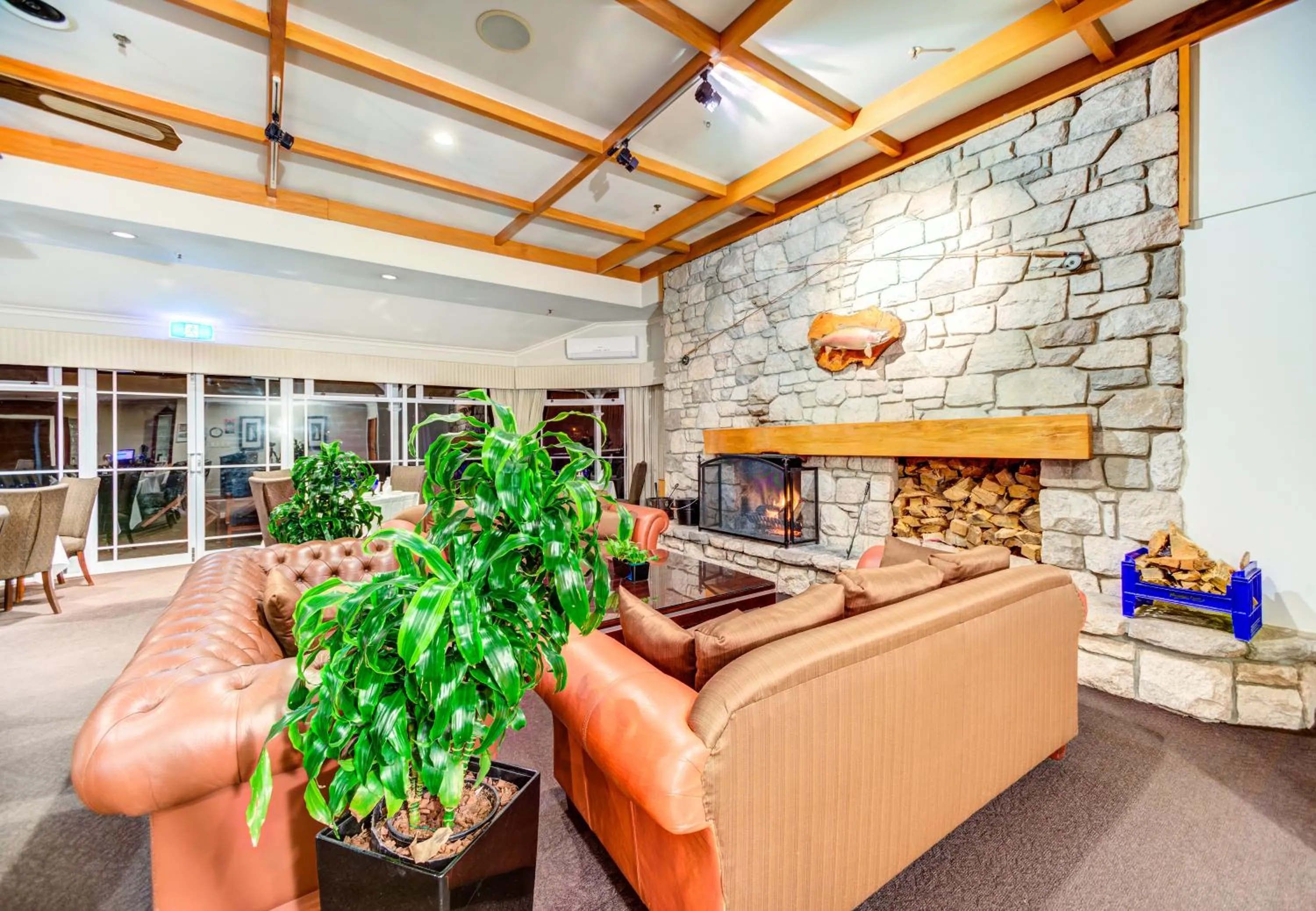 Lounge or bar in VR Rotorua Lake Resort