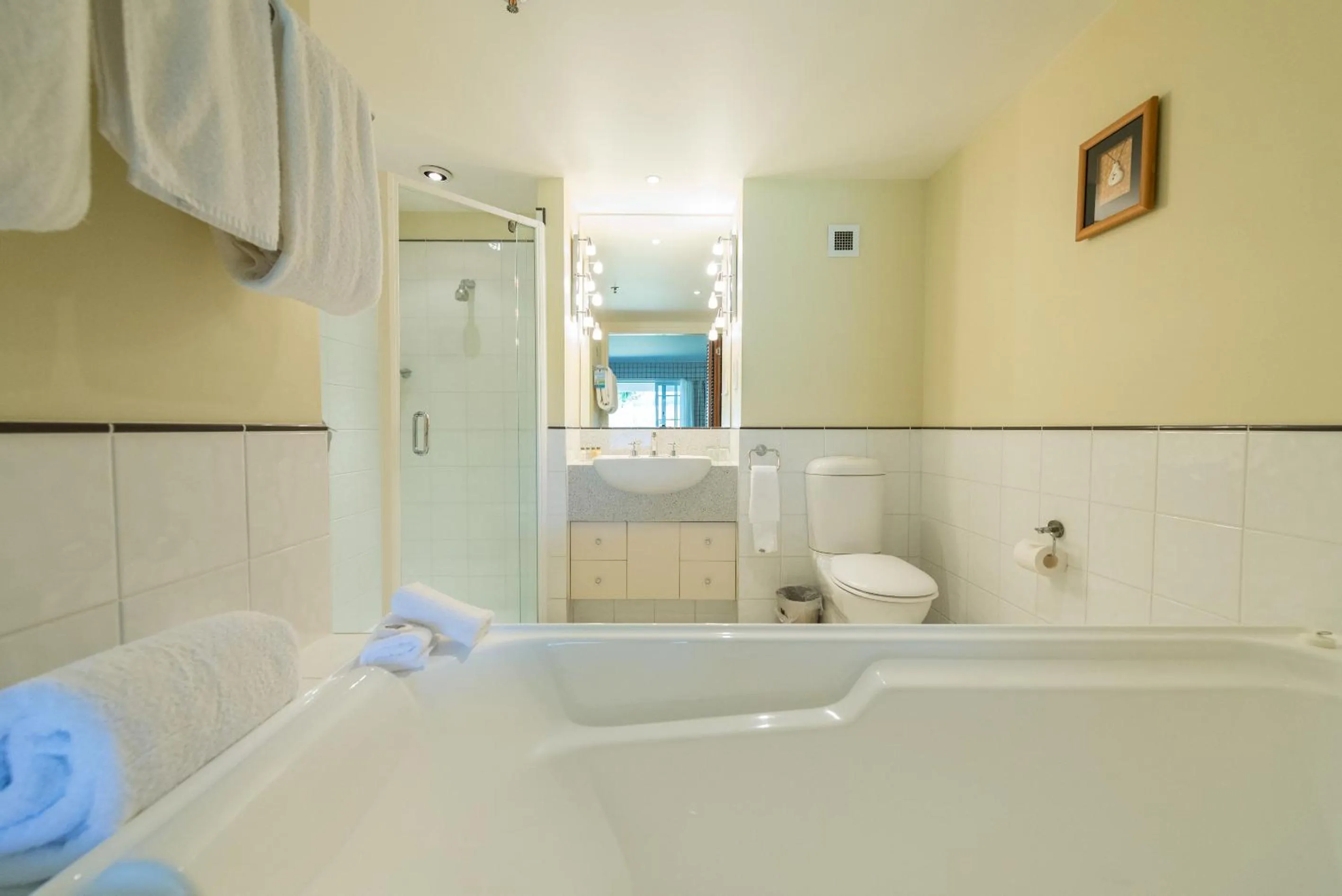 Bathroom in VR Rotorua Lake Resort