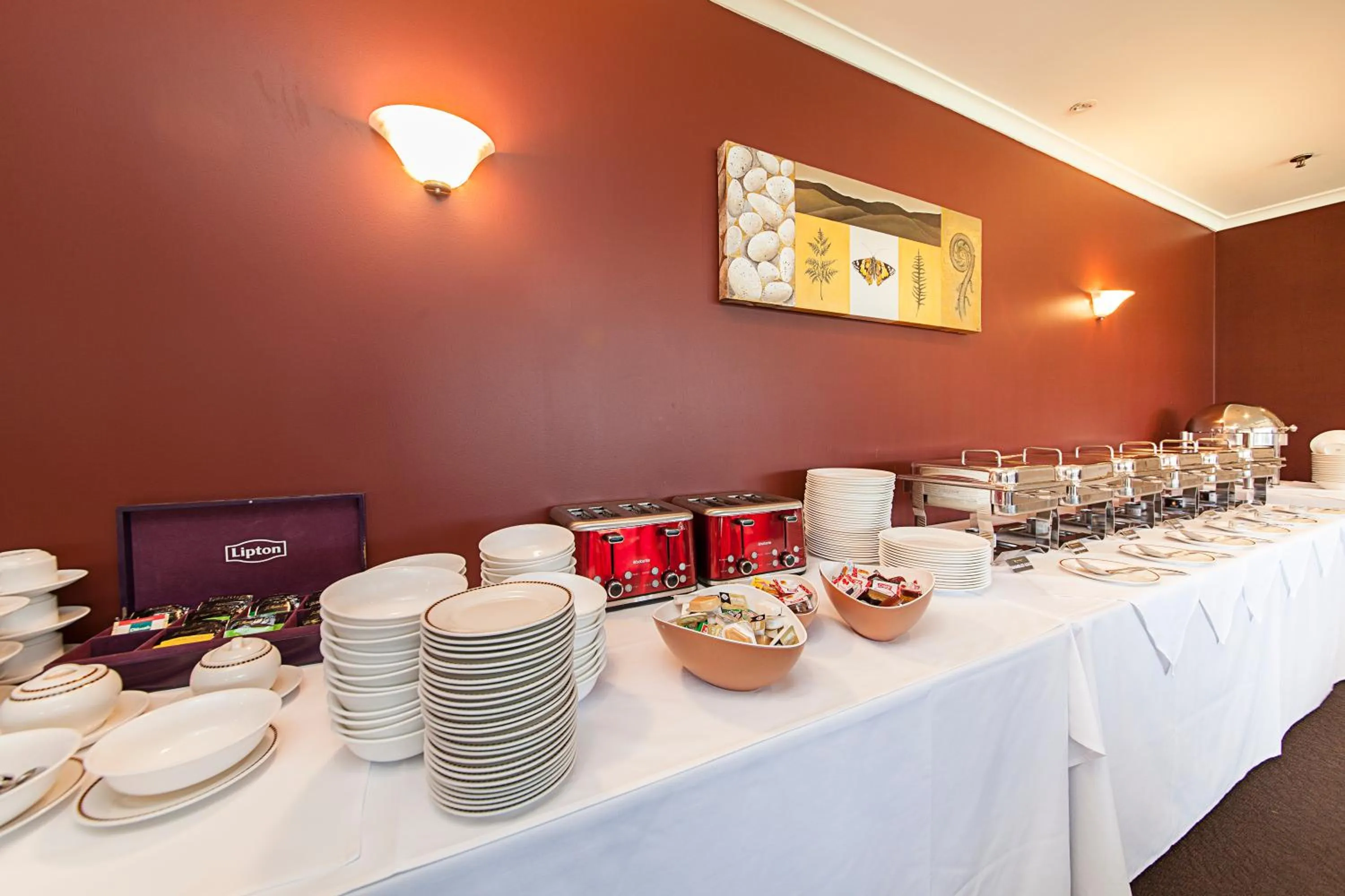 Breakfast in VR Rotorua Lake Resort