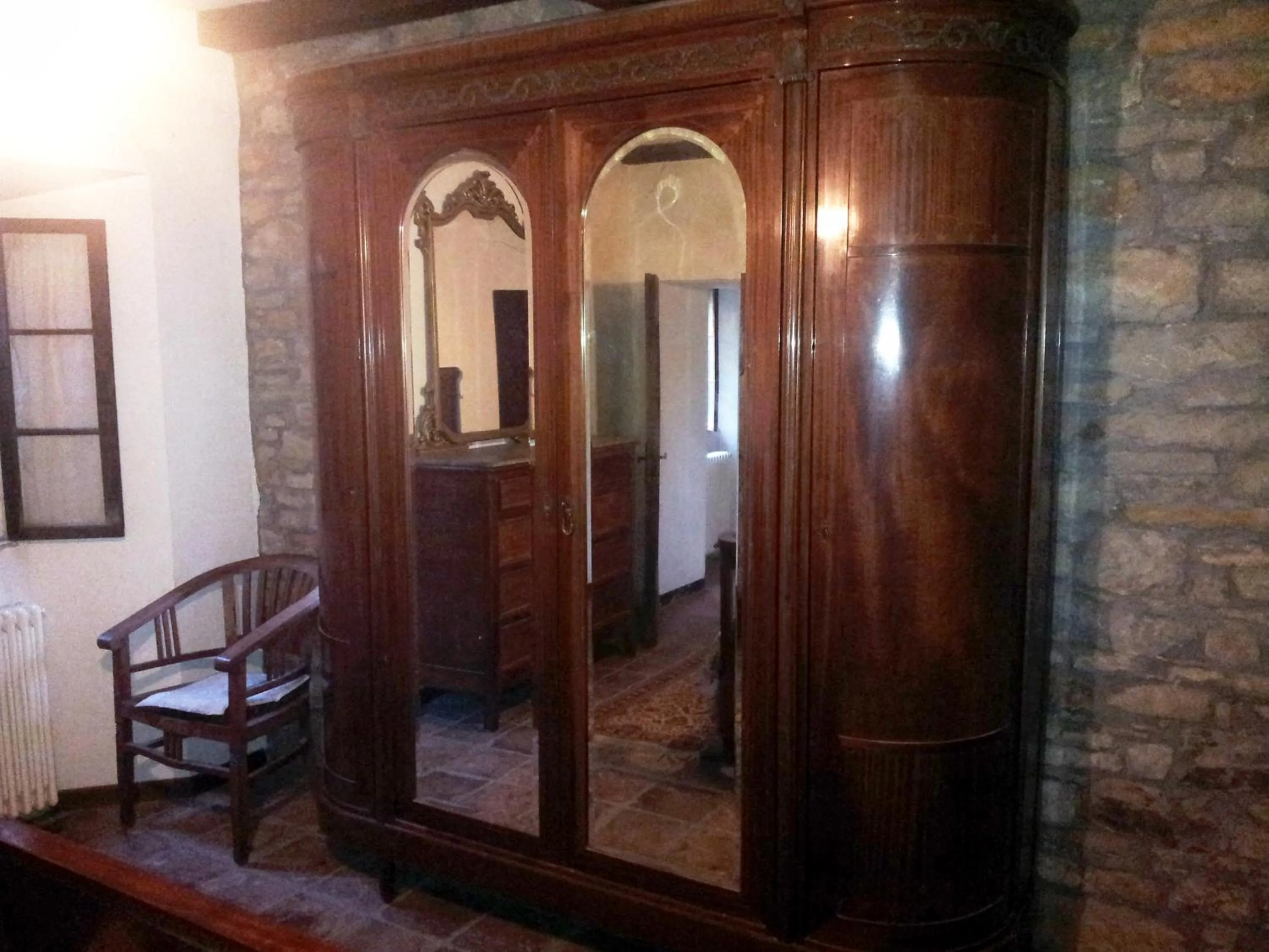 Decorative detail in B&B Borgo del Fornello