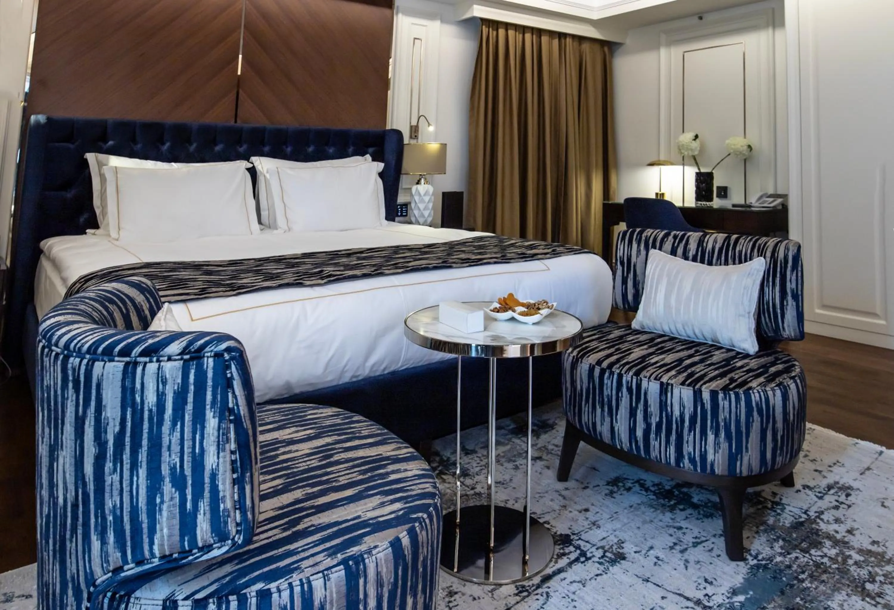 Bed in Xheko Imperial Luxury Hotel & SPA