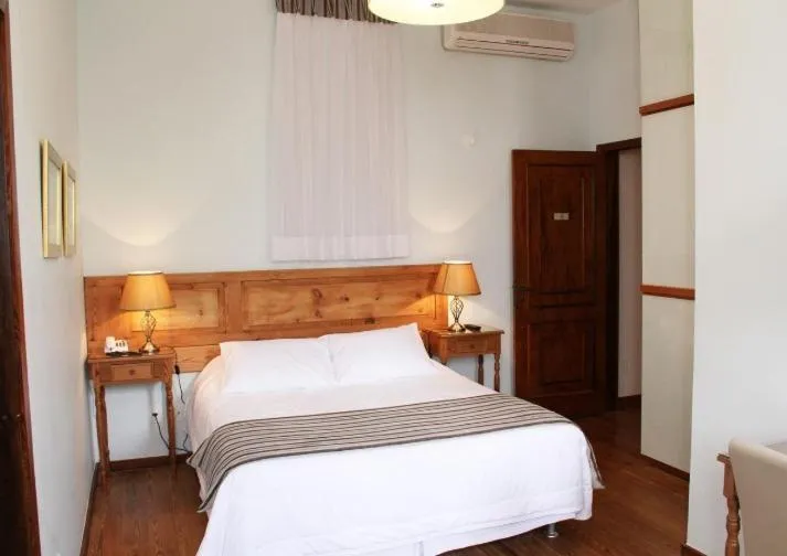 Photo of the whole room, Bed in Hotel Casablanca Koeler