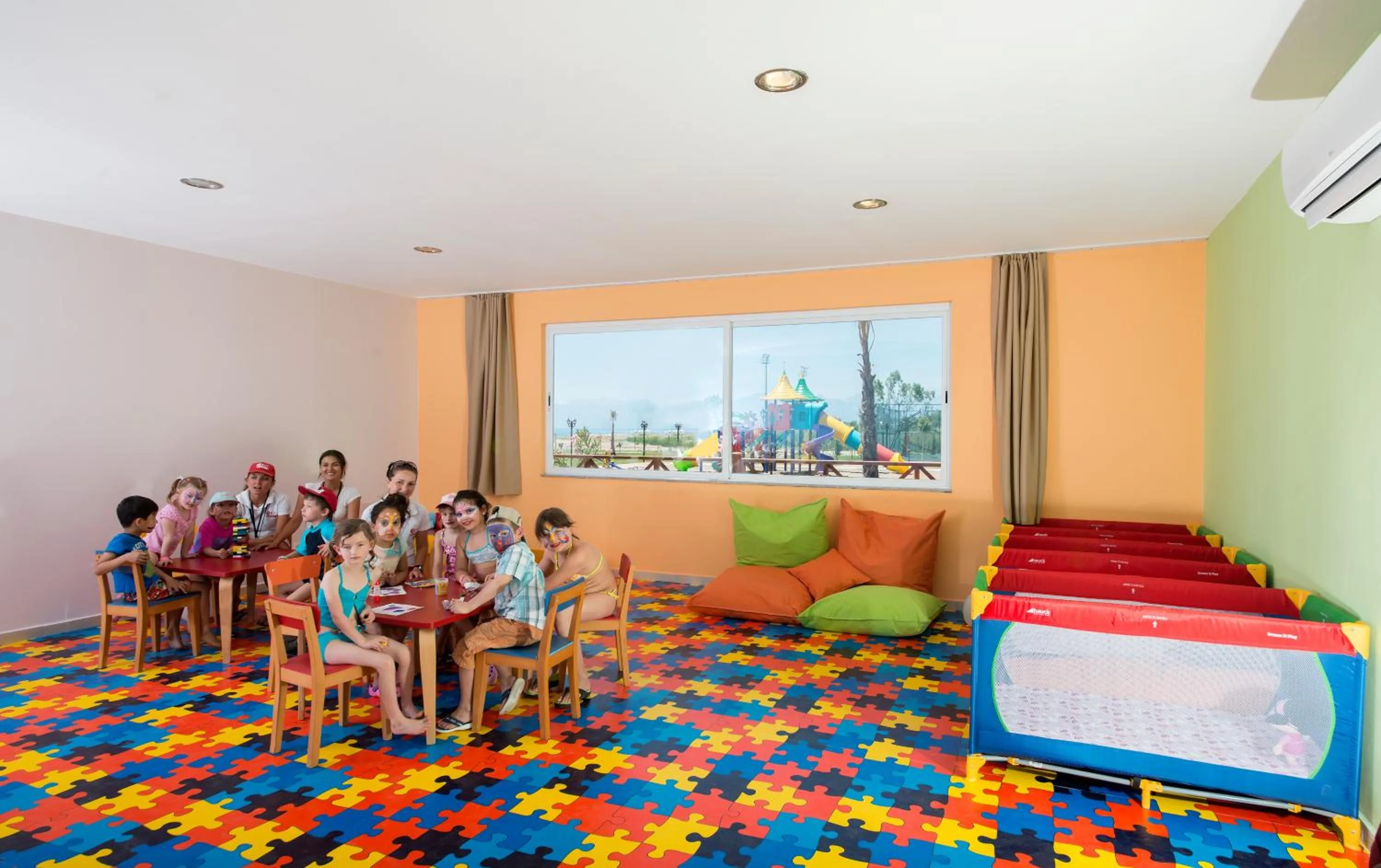 People in Wyndham Garden Lara