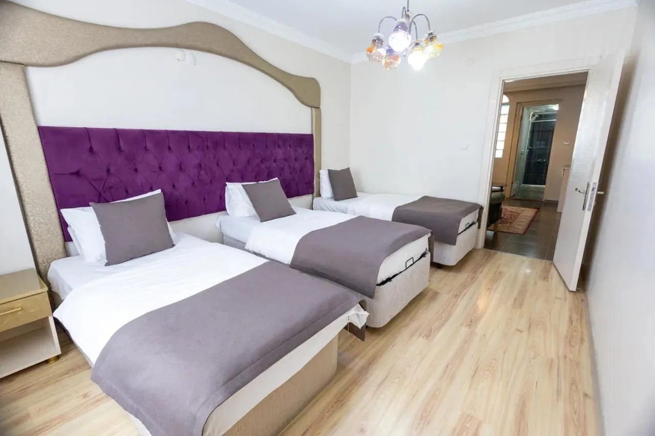 Bed in Ottoman Palace Hotel Edirne