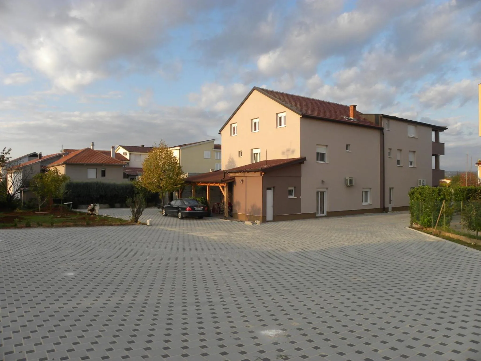 Facade/entrance in Guest House Star