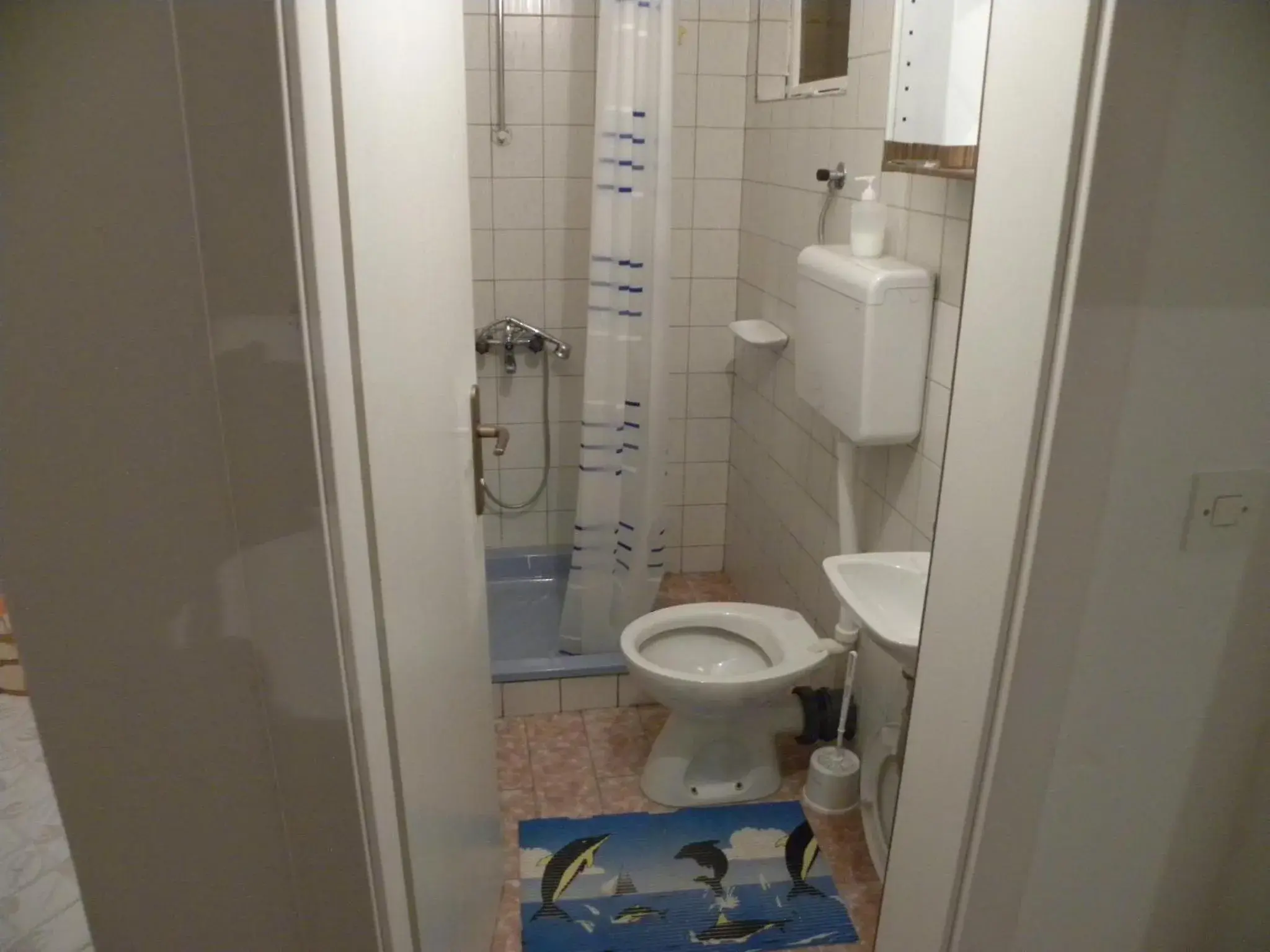 Triple Room - single occupancy in Guest House Star Triple Room - single occupancy in Guest House Star