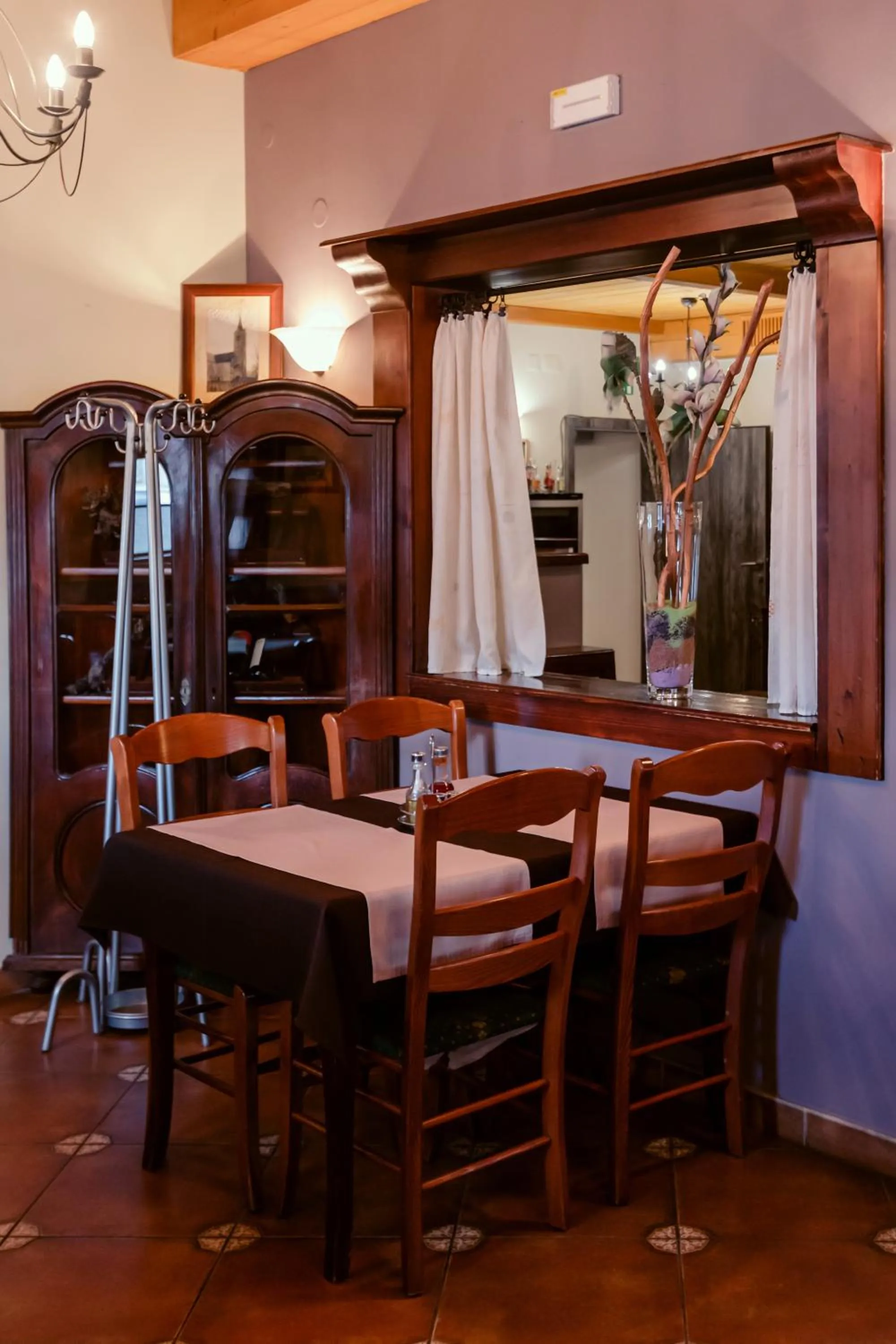 Restaurant/places to eat in Rooms En Krajcar