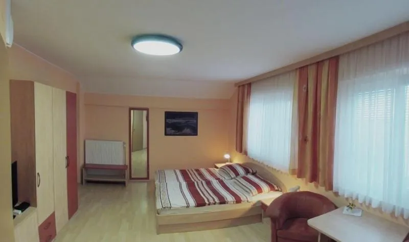 Bed in Rooms En Krajcar