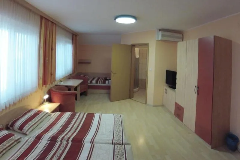 Bed in Rooms En Krajcar