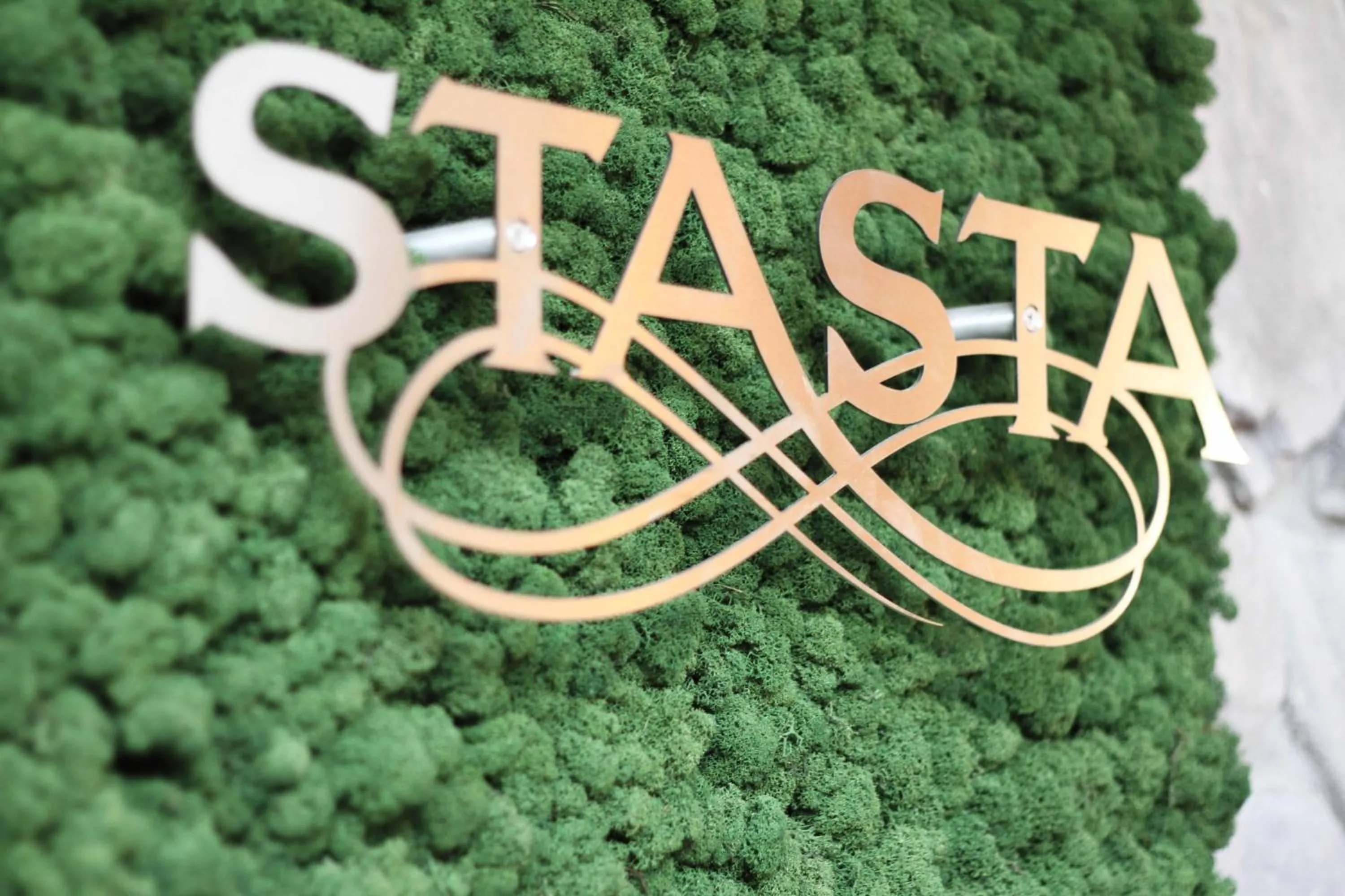 Property logo or sign in Der Stasta