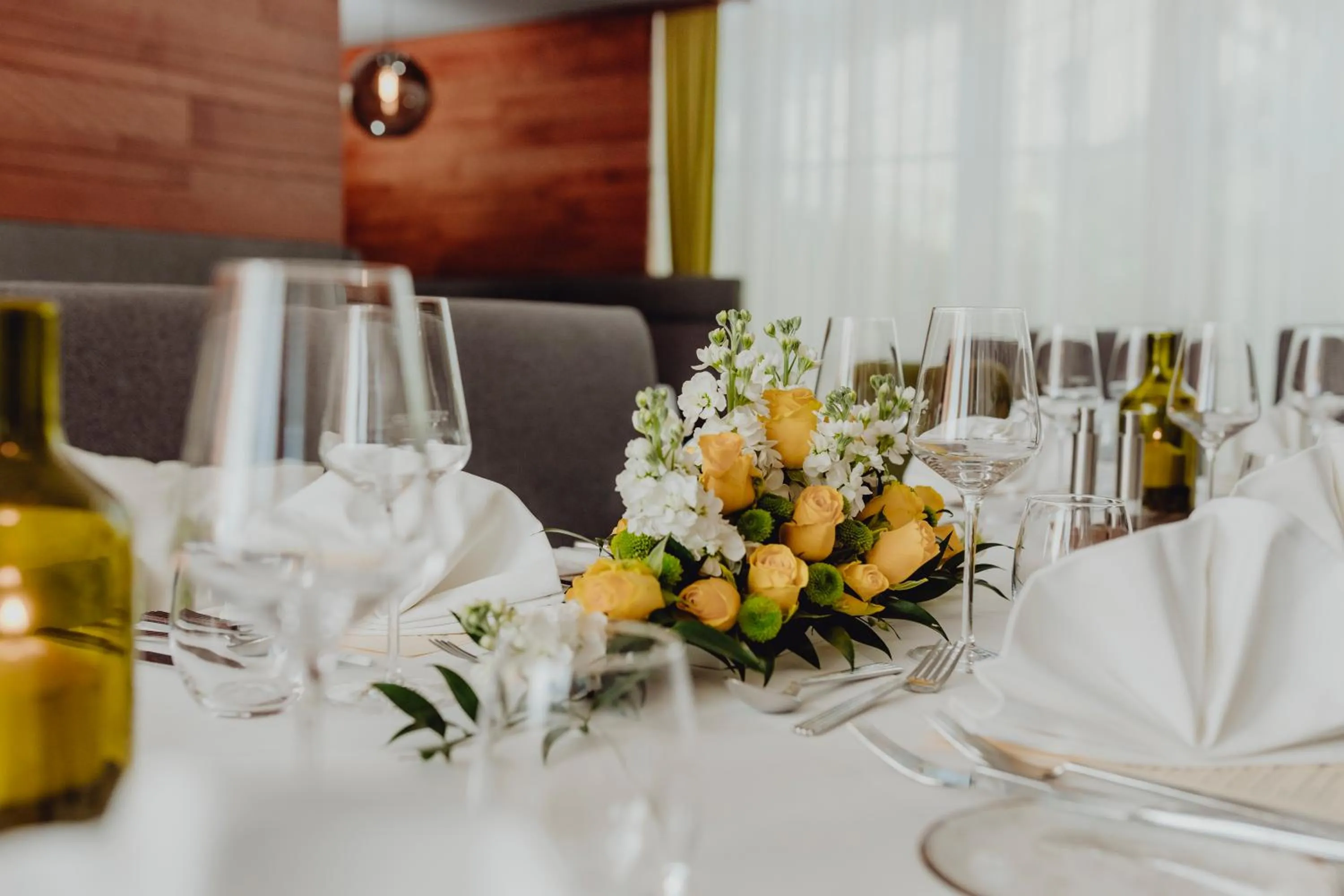 Restaurant/places to eat in Der Stasta