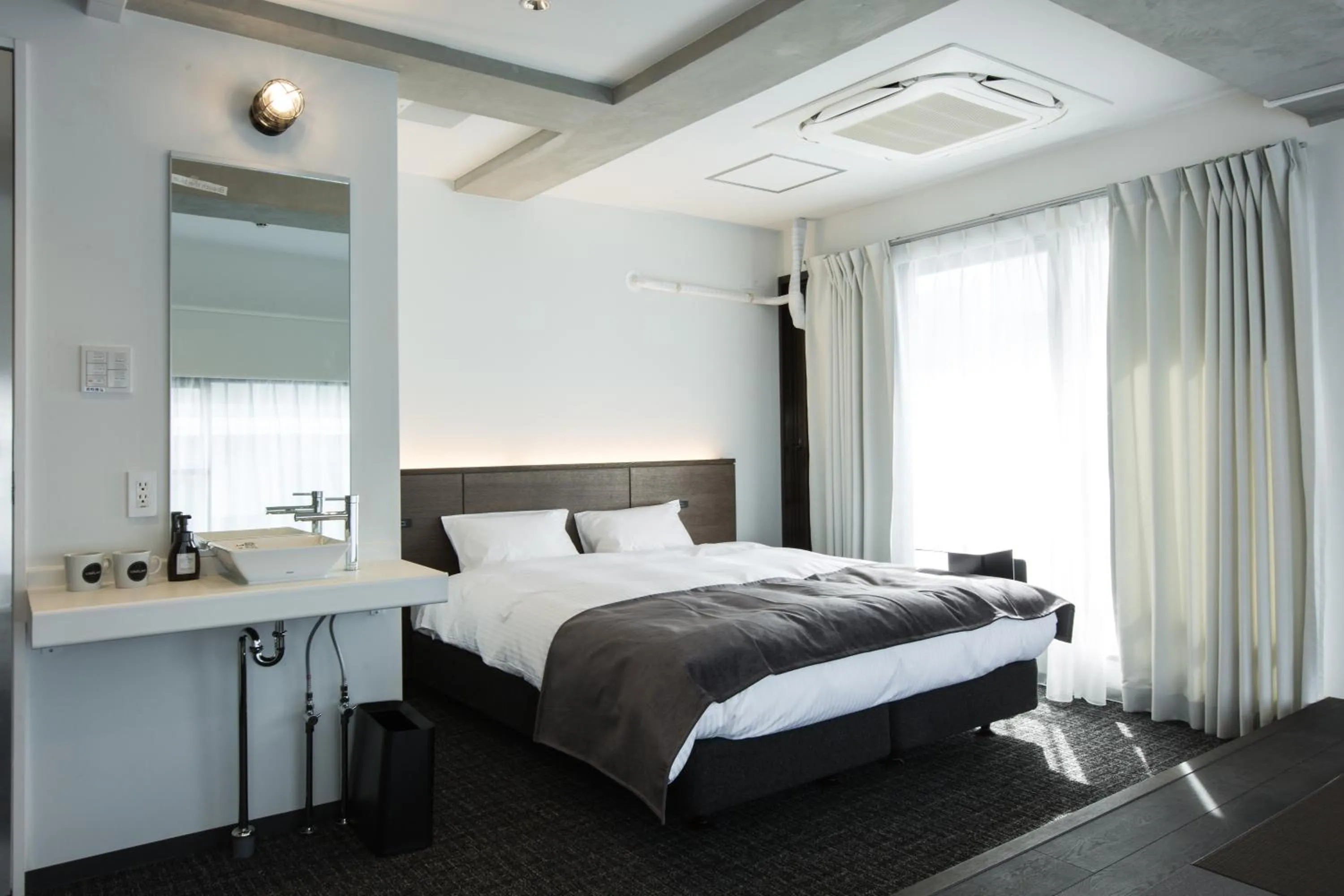 Bed in UNPLAN Shinjuku