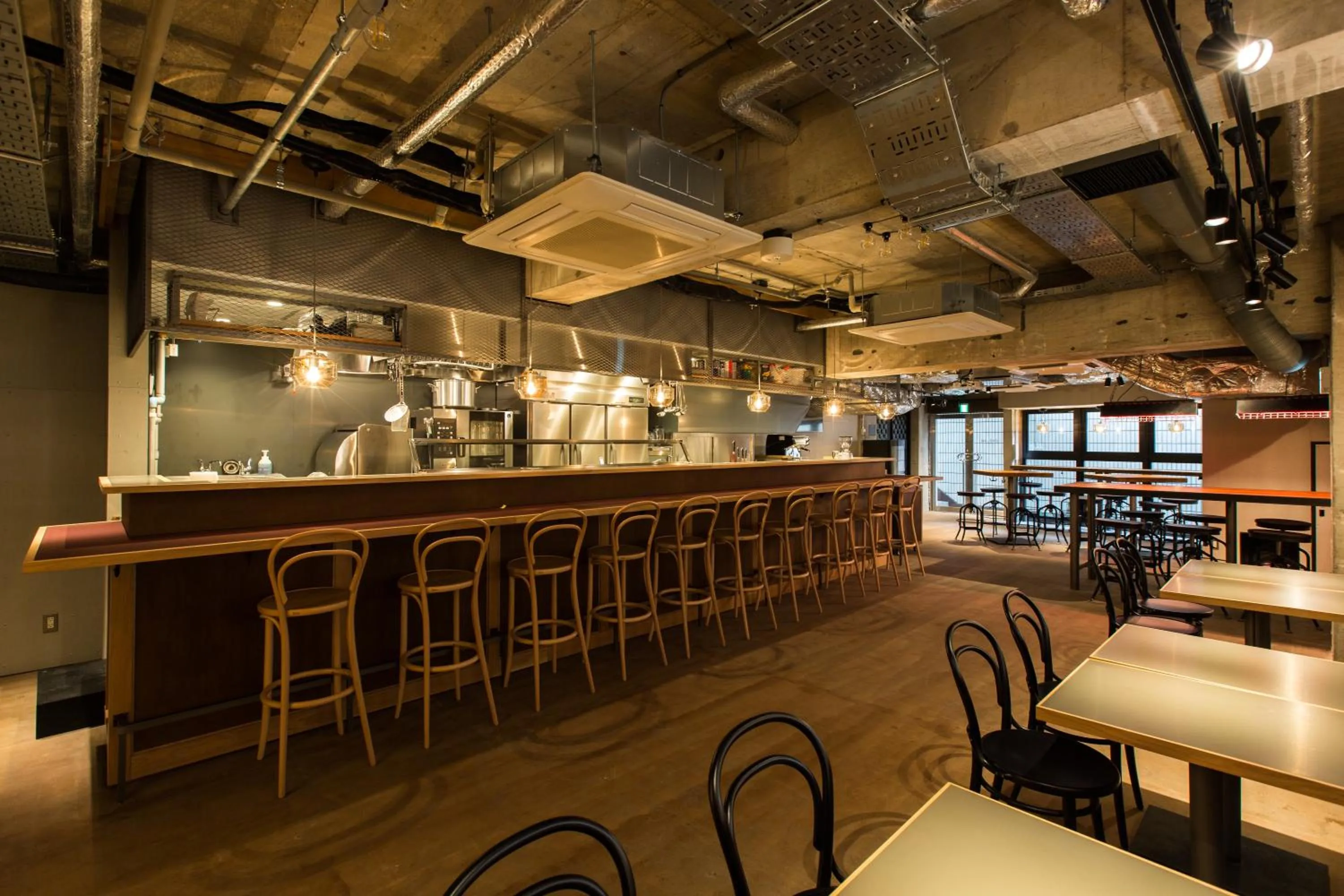 Communal lounge/ TV room in UNPLAN Shinjuku