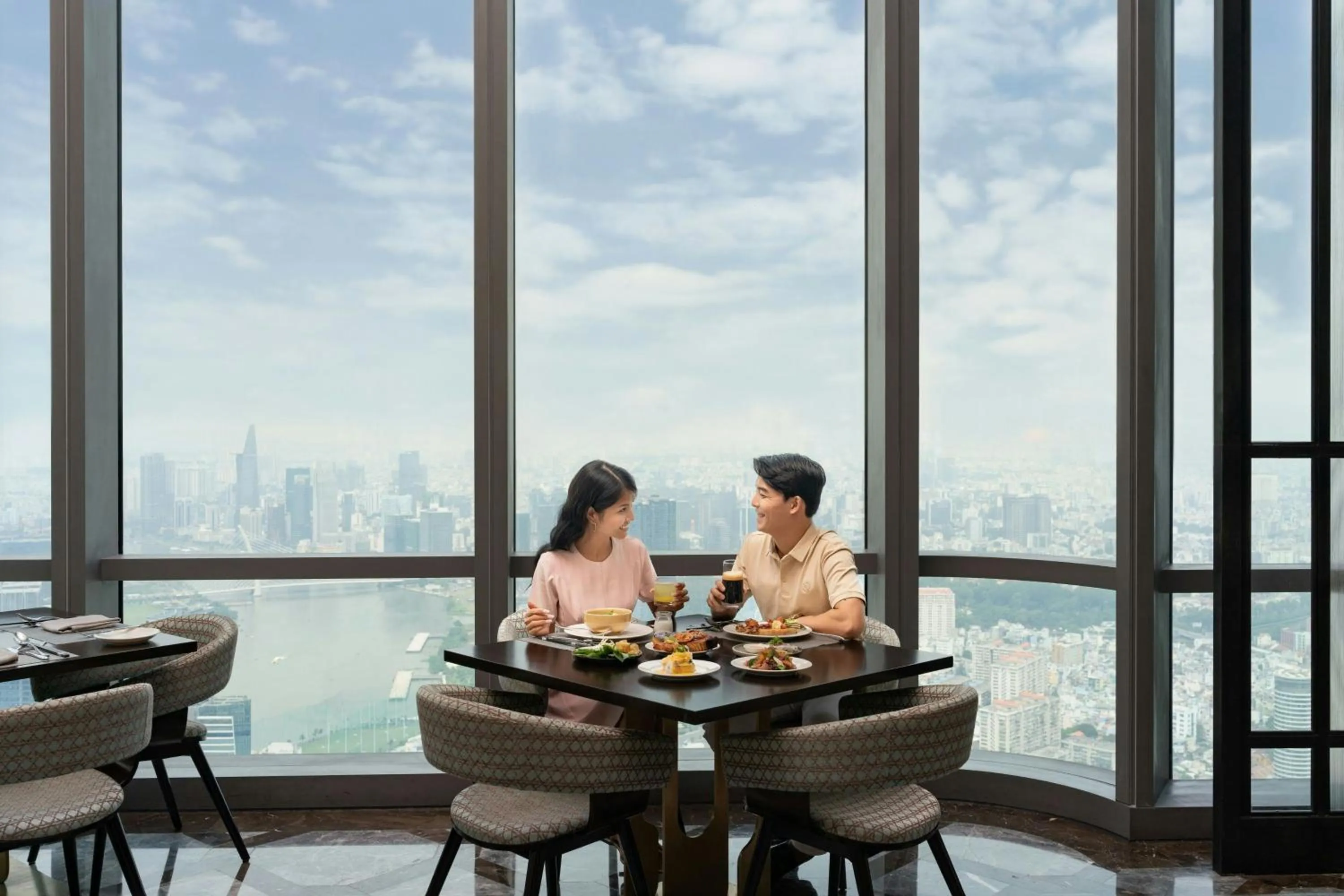 Breakfast in Vinpearl Landmark 81, Autograph Collection