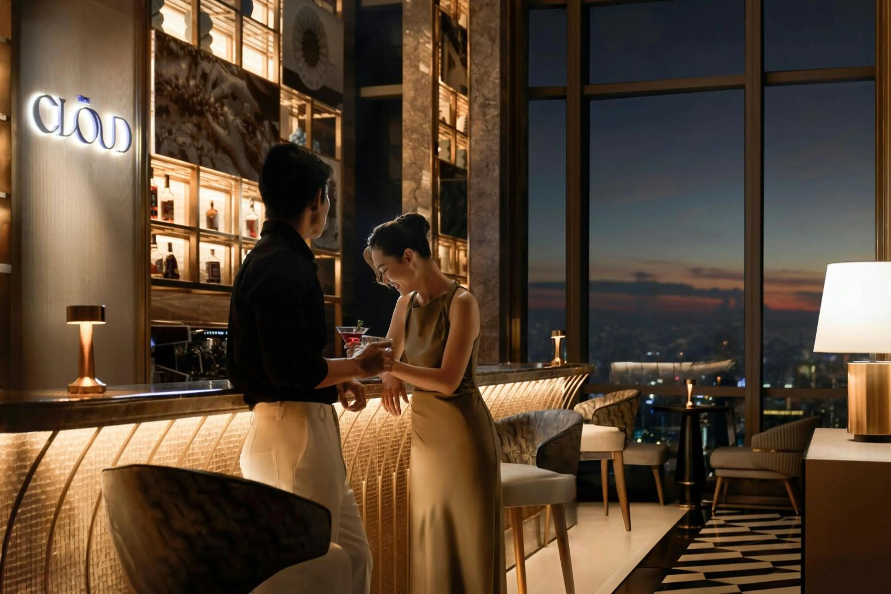 Lounge or bar in Vinpearl Landmark 81, Autograph Collection