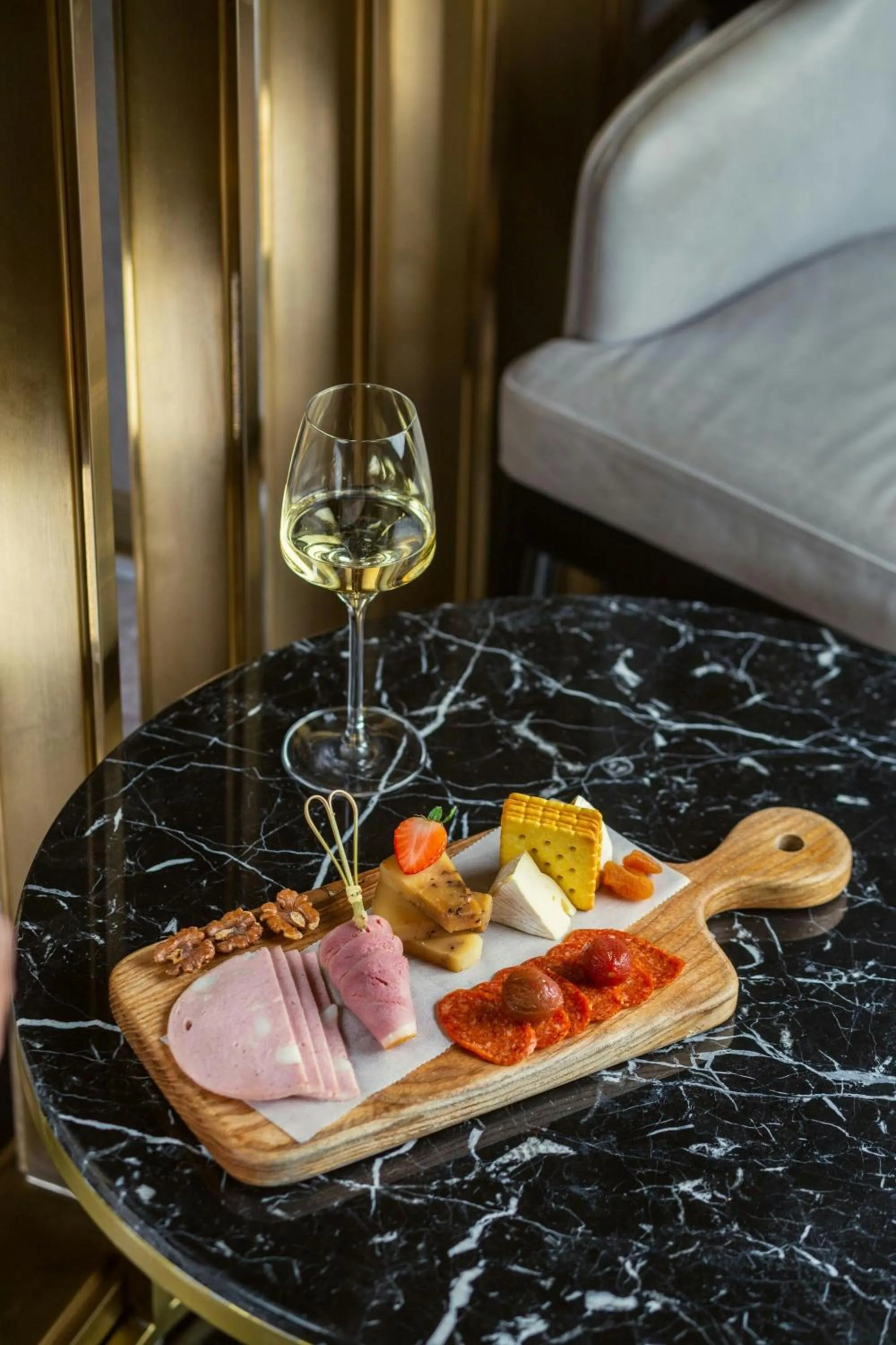 Restaurant/places to eat in Vinpearl Landmark 81, Autograph Collection