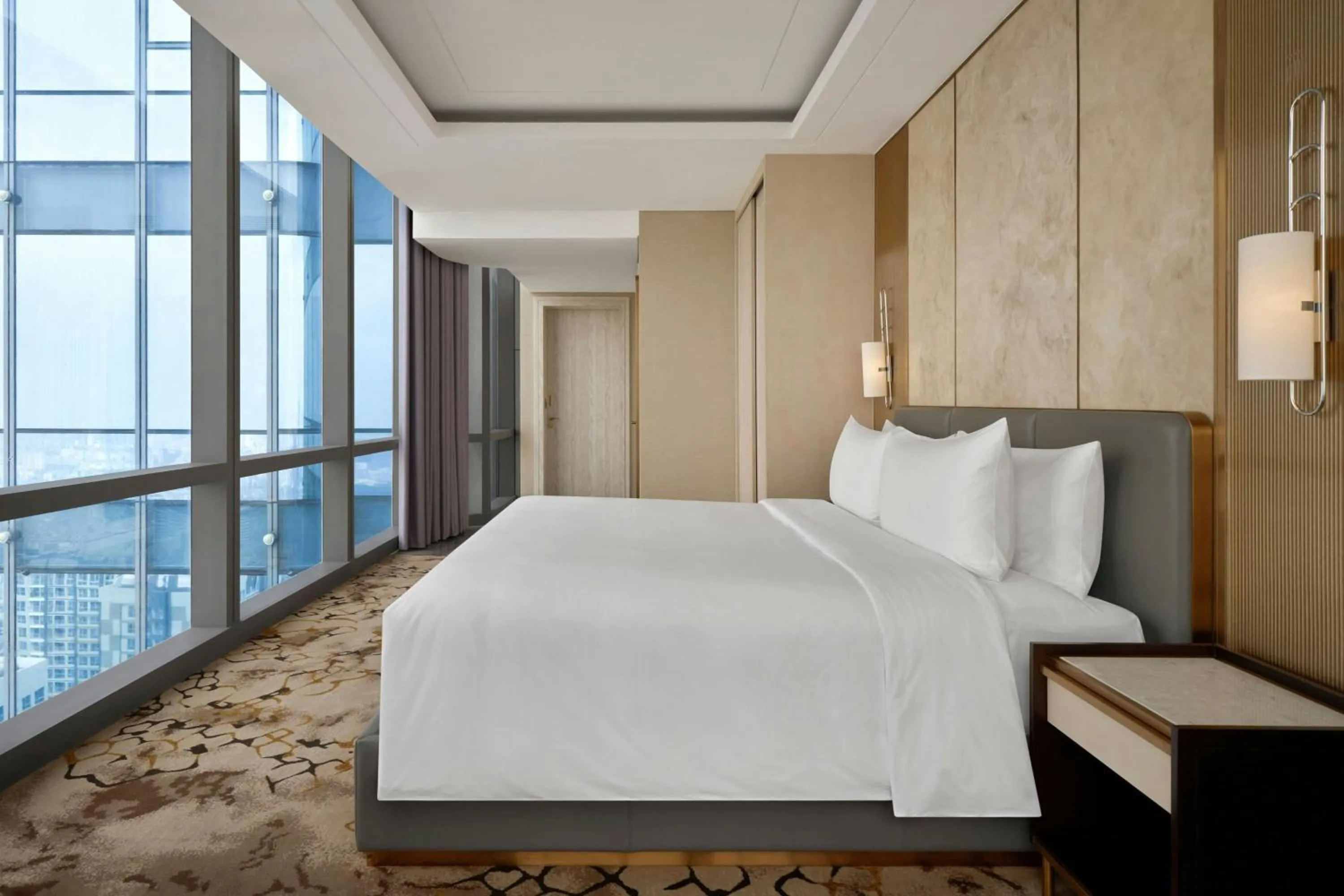 Bedroom, Bed in Vinpearl Landmark 81, Autograph Collection