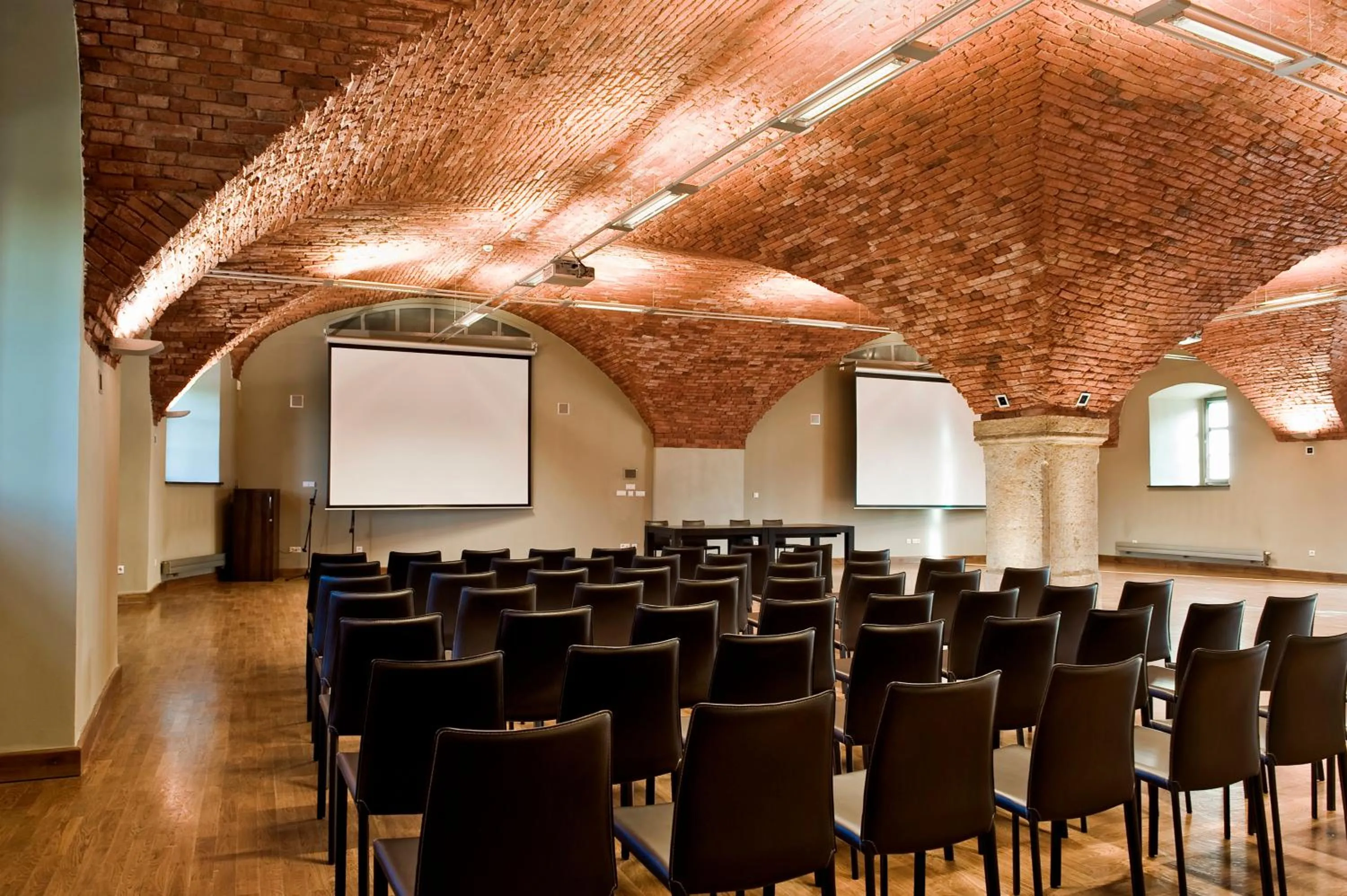 Meeting/conference room in Pałac Wojanów