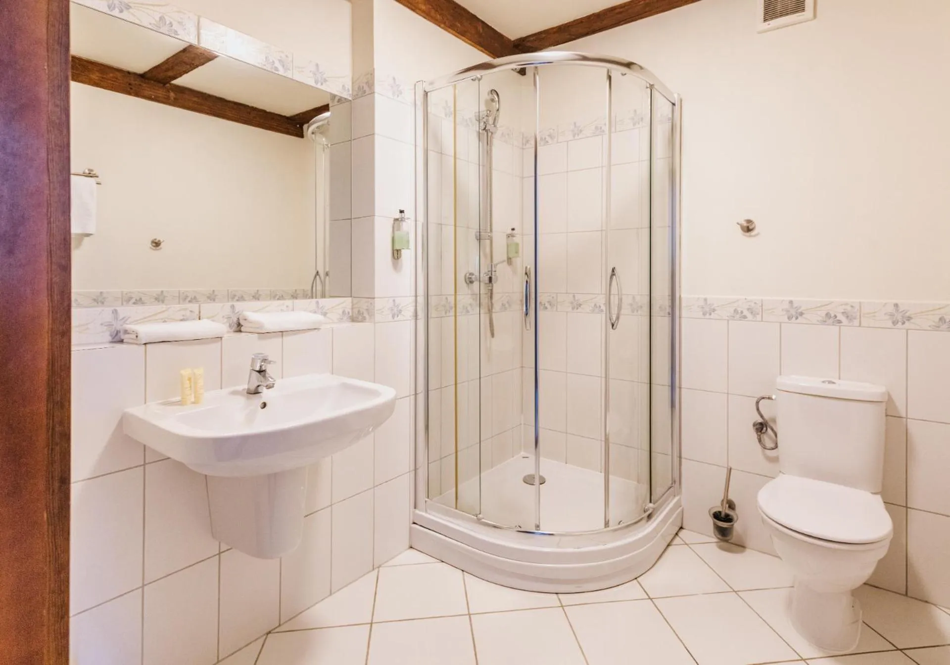 Bathroom in Pałac Wojanów