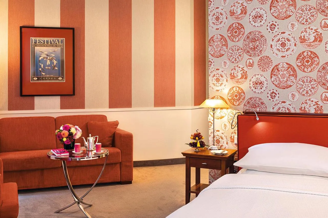 Bed in Hotel Goliath am Dom