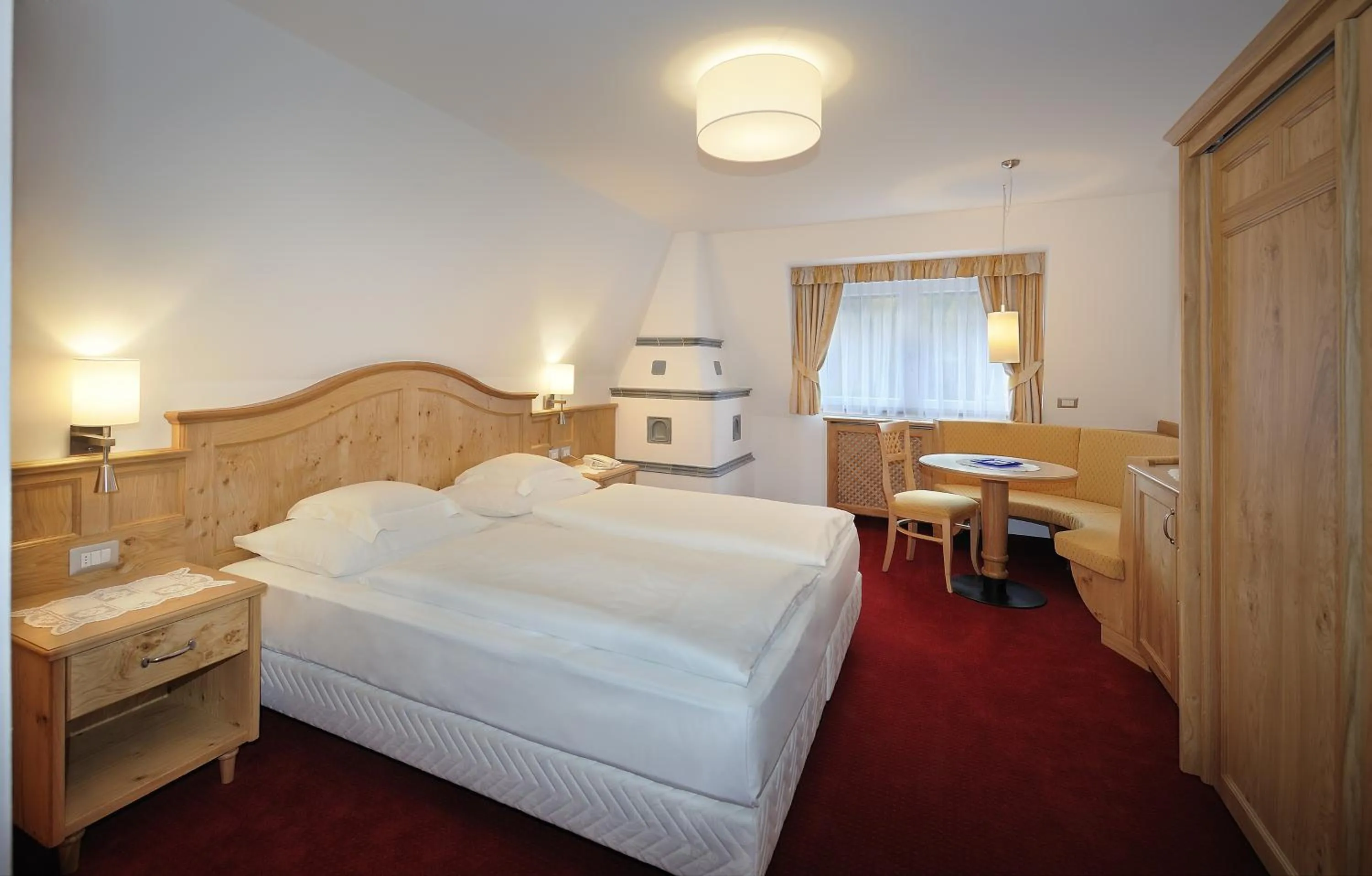 Photo of the whole room, Bed in Hotel Ingram