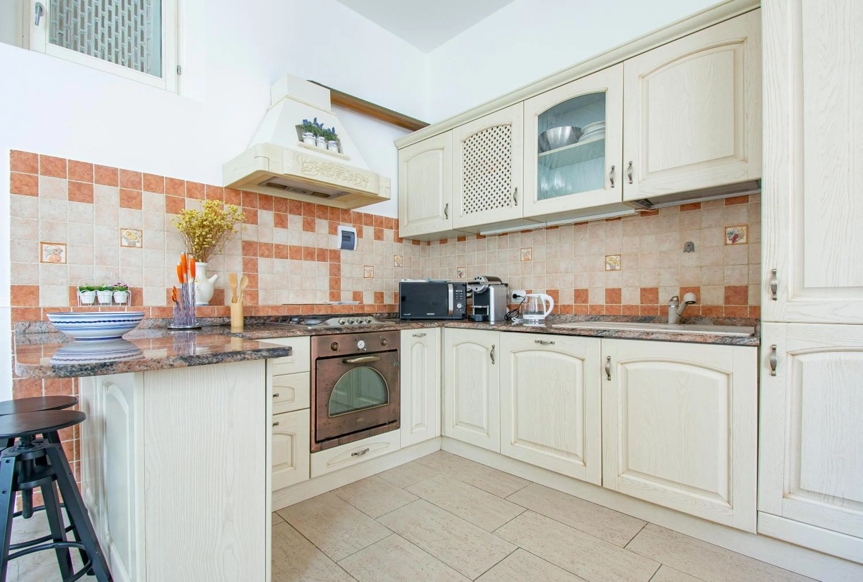 Kitchen or kitchenette in Gourmet B&B Villa Landucci