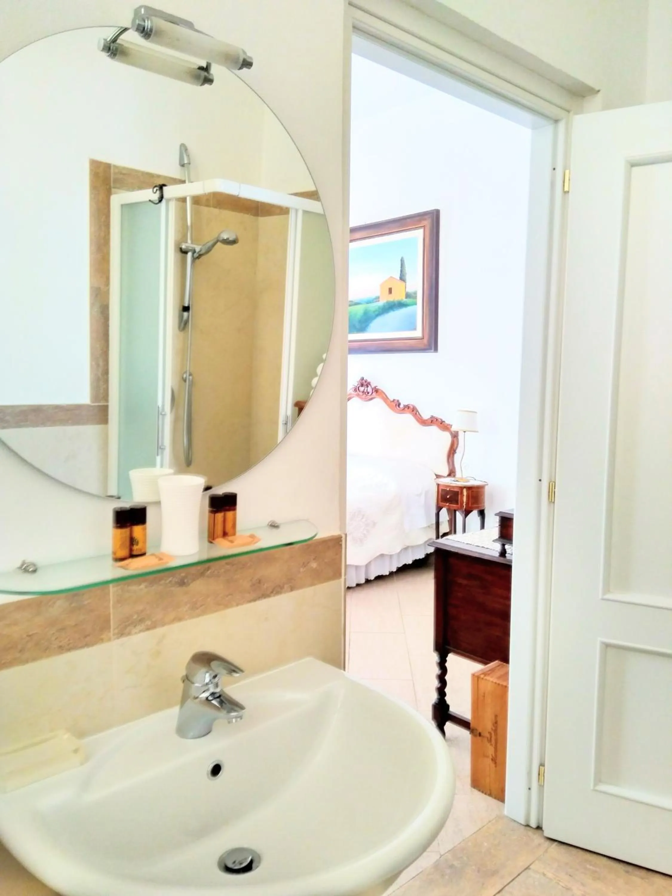 Bathroom in Gourmet B&B Villa Landucci