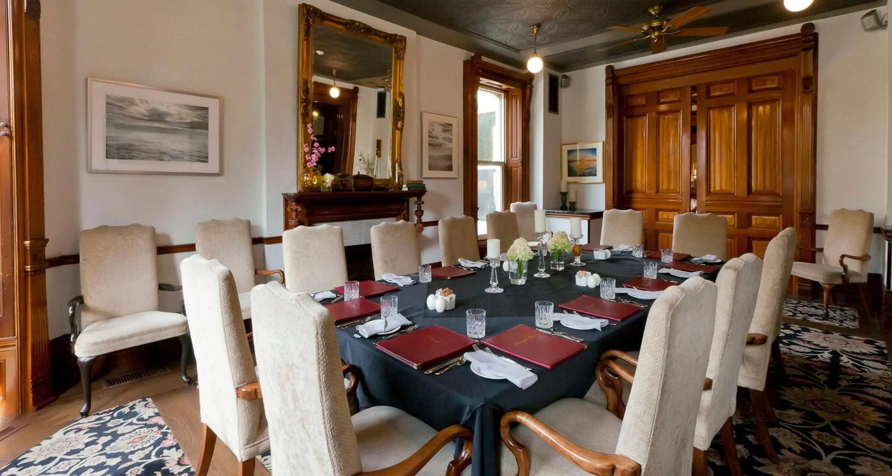 Meeting/conference room in Idlewyld Inn & Spa