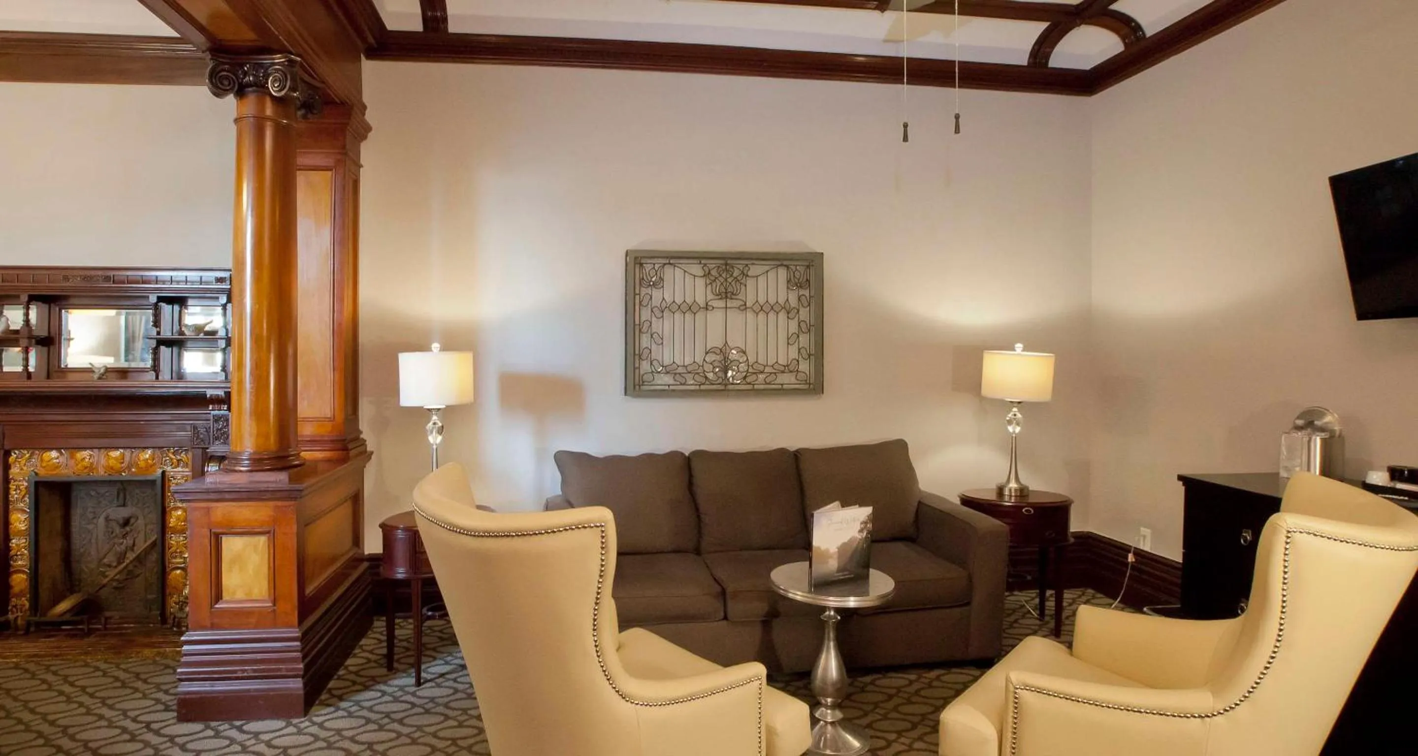 Bedroom in Idlewyld Inn & Spa