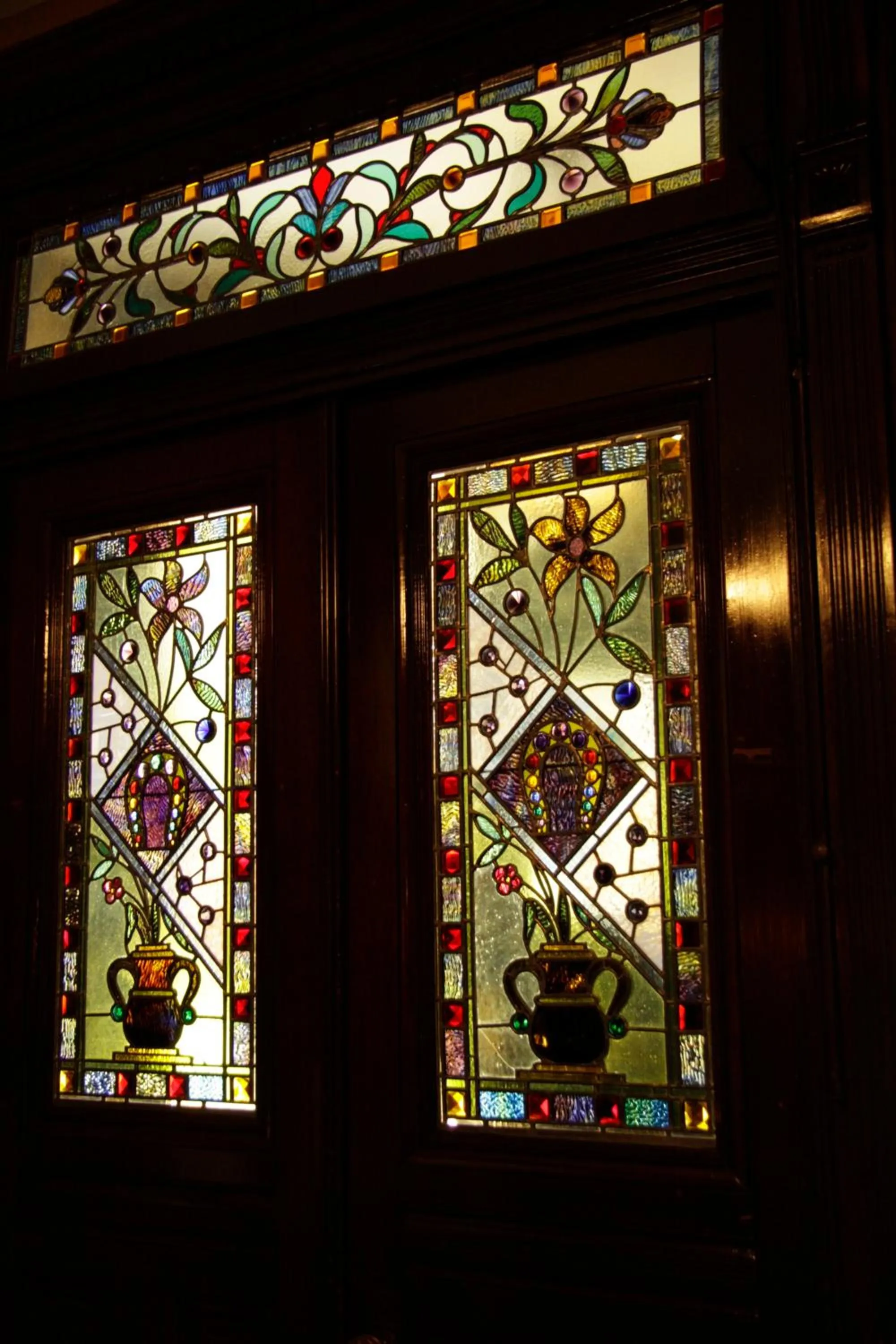 Decorative detail in Idlewyld Inn & Spa