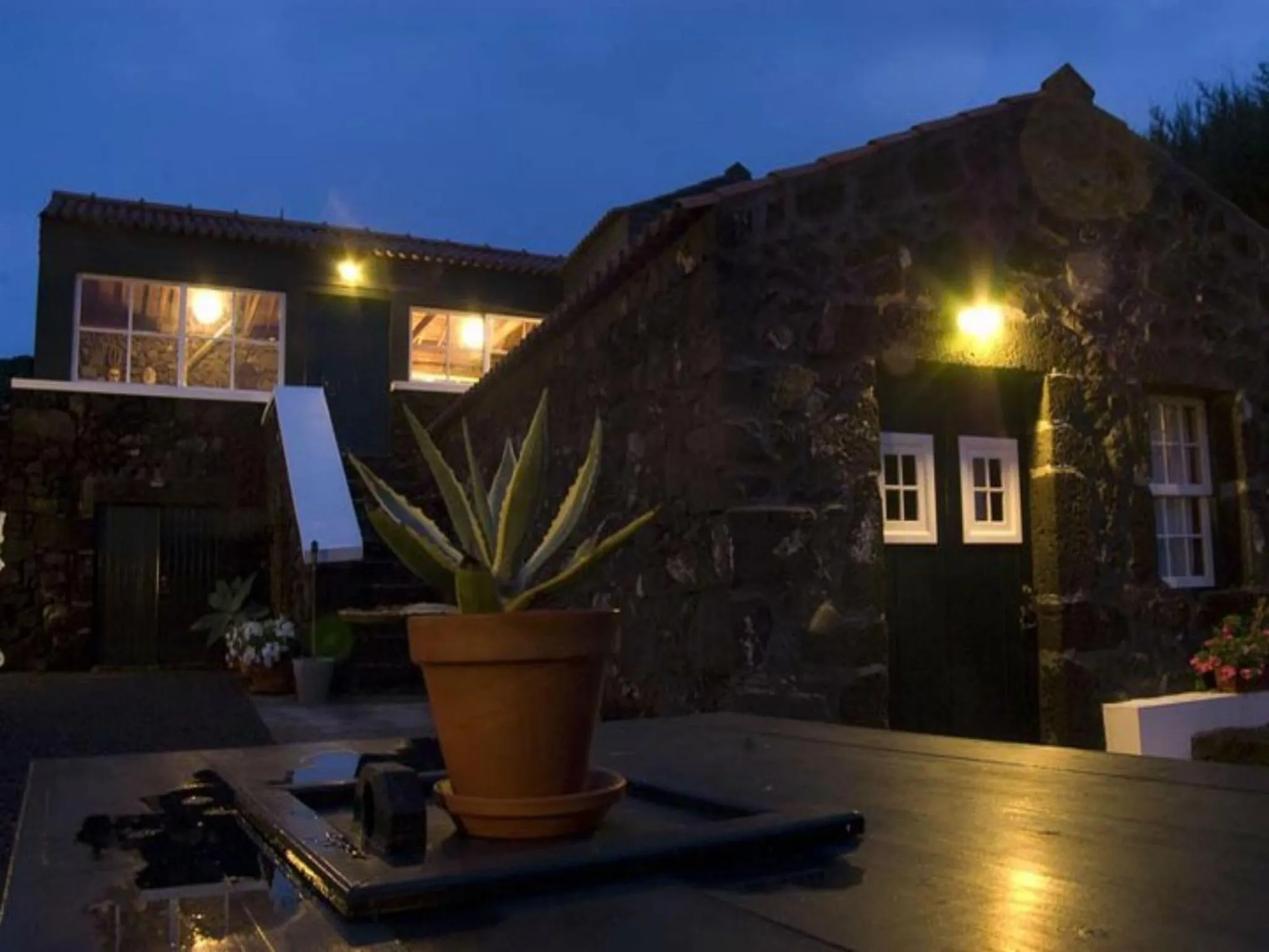 Facade/entrance in Pocinhobay