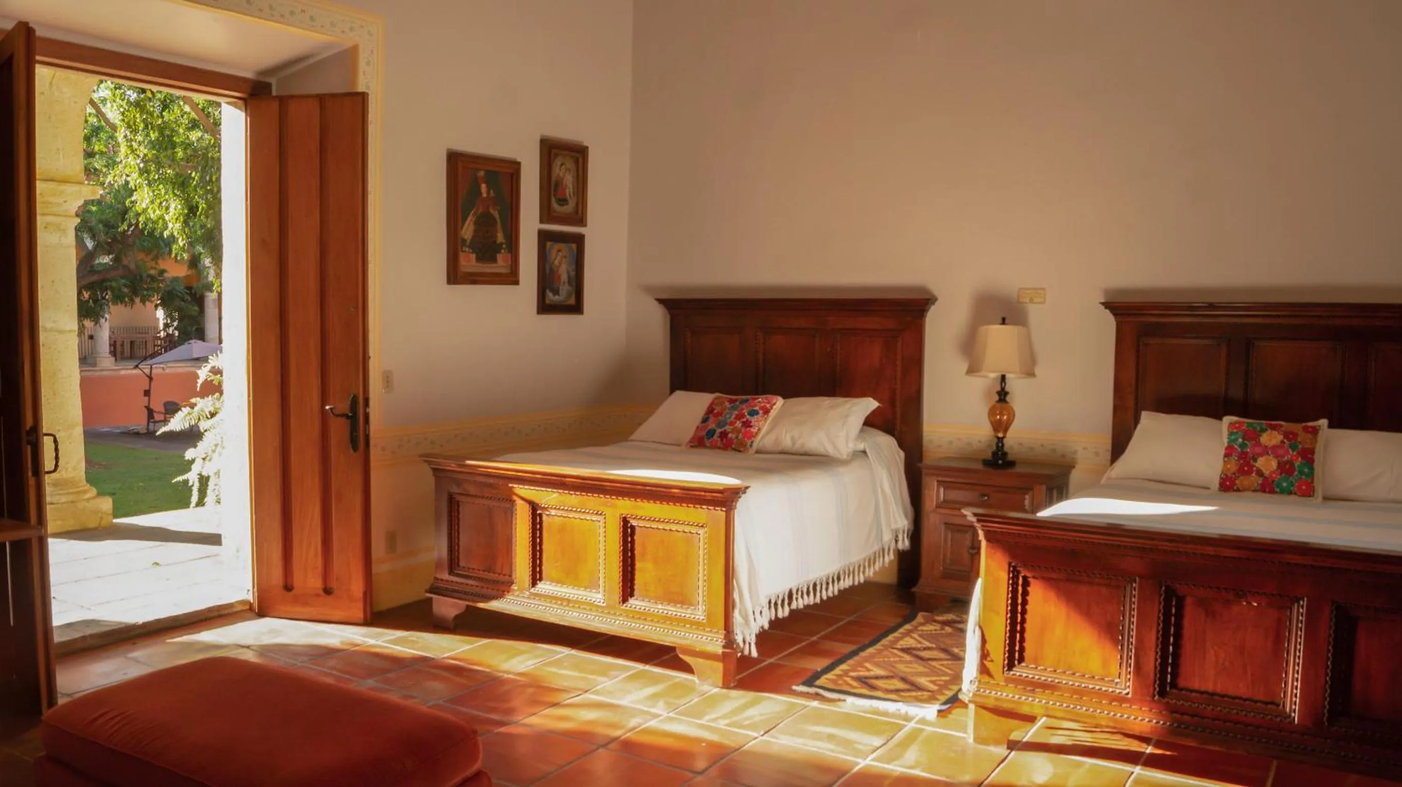 Photo of the whole room, Bed in Hacienda Labor de Rivera Hotel Boutique & Eventos