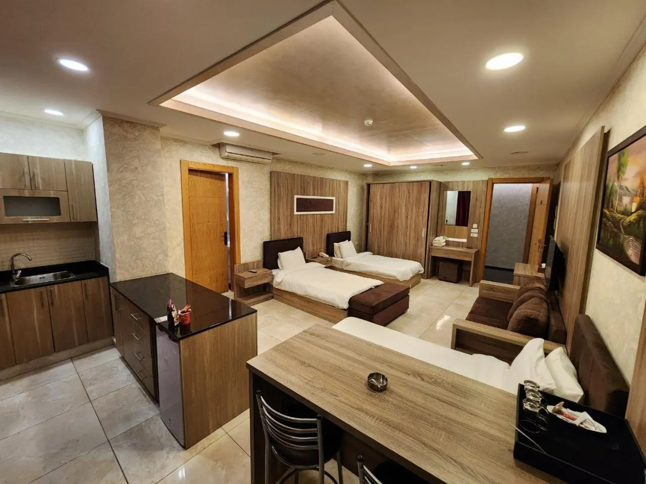 Bed in Pearl of Beirut Hotel & Spa