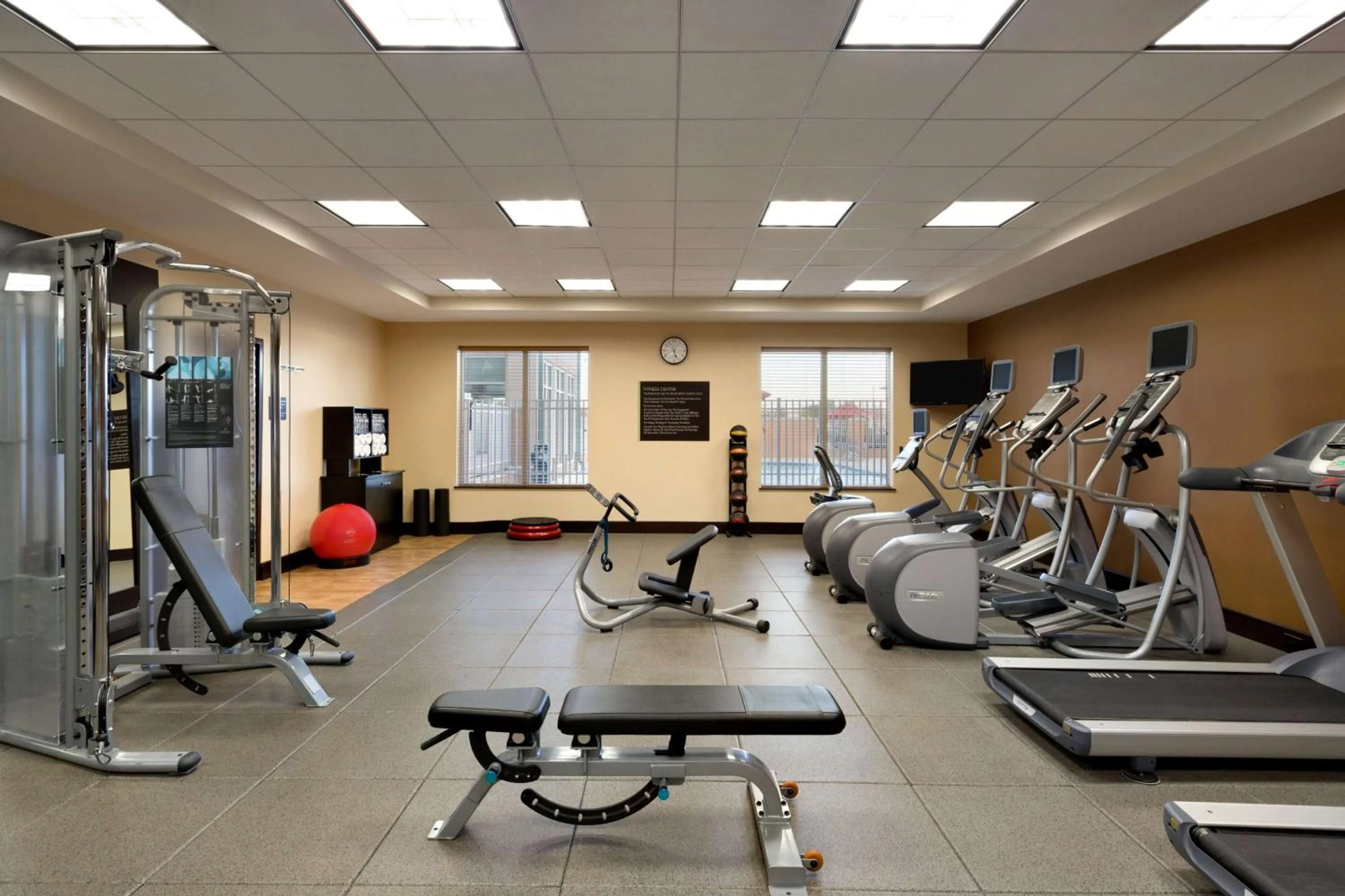 Fitness centre/facilities in Hilton Garden Inn Houston NW America Plaza