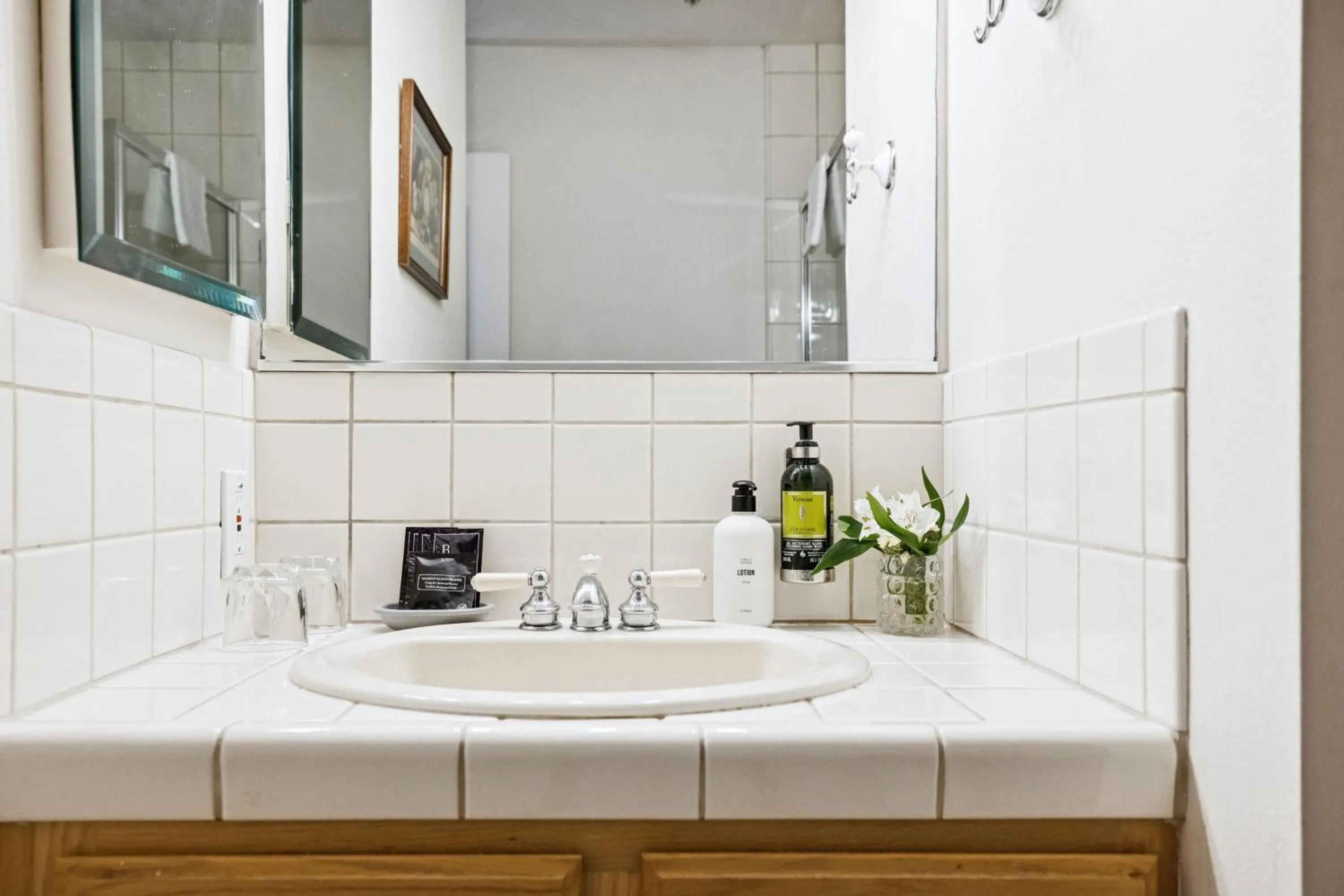 Bathroom in Mirabelle Inn