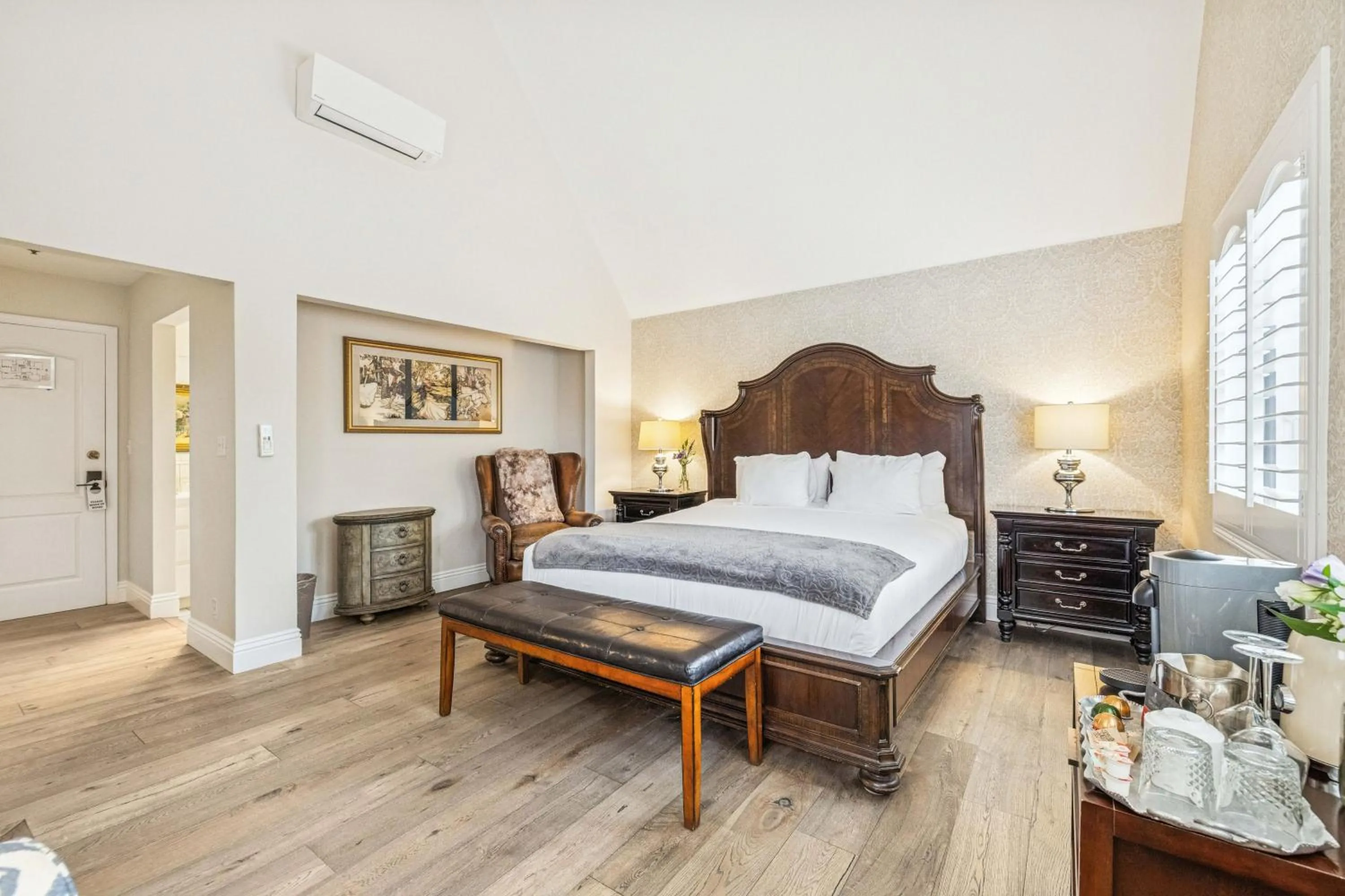 Bed in Mirabelle Inn