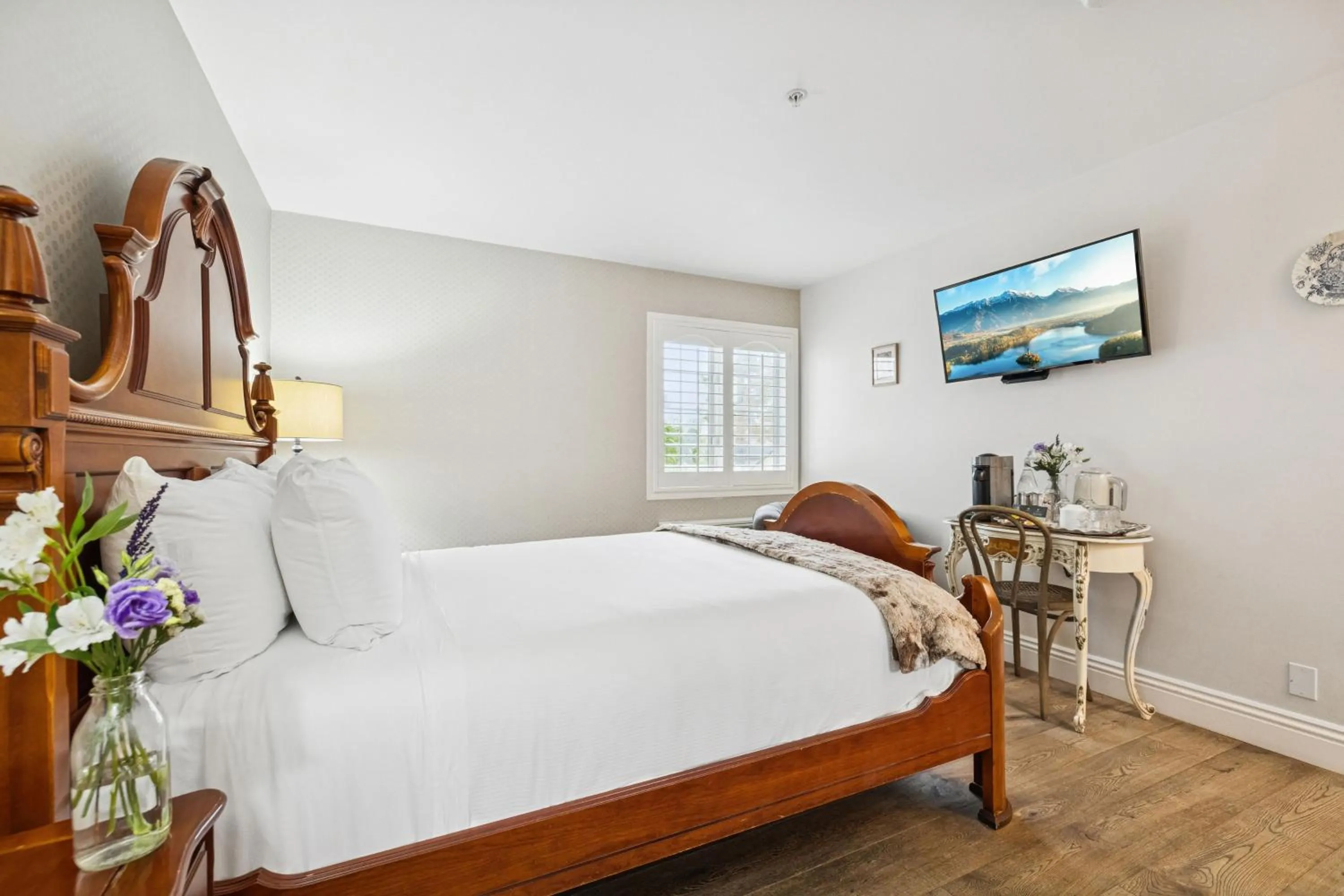 Bed in Mirabelle Inn