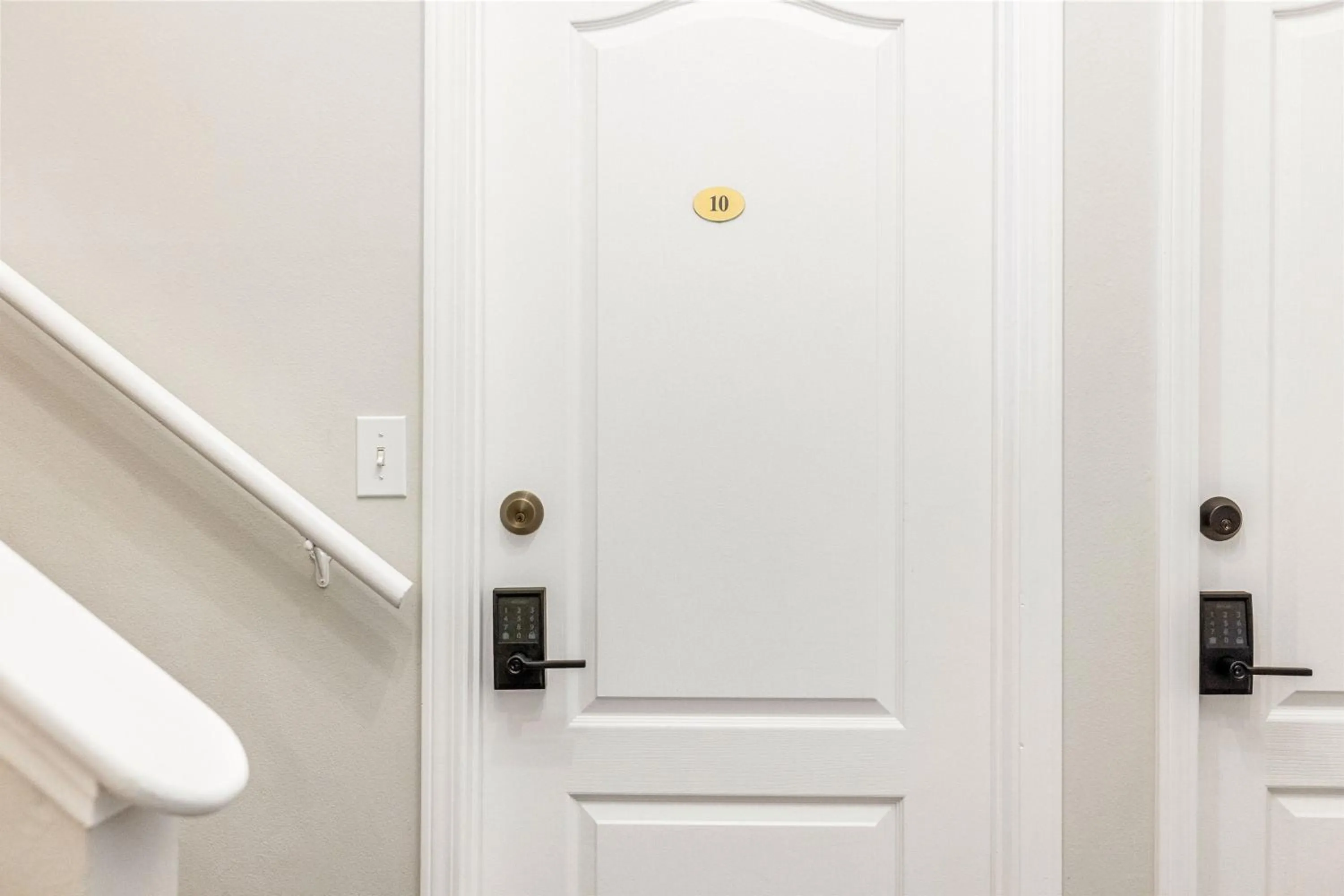 Facade/entrance in Mirabelle Inn