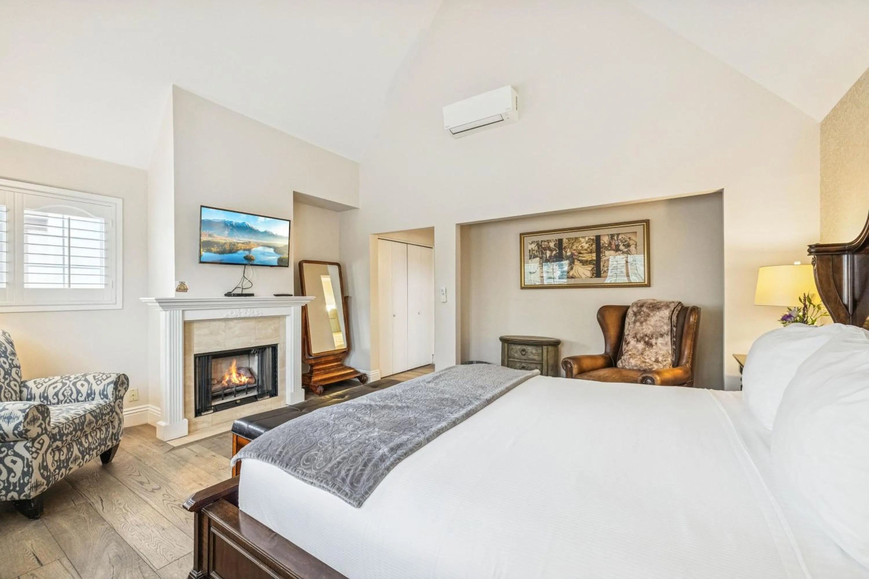 Bed in Mirabelle Inn