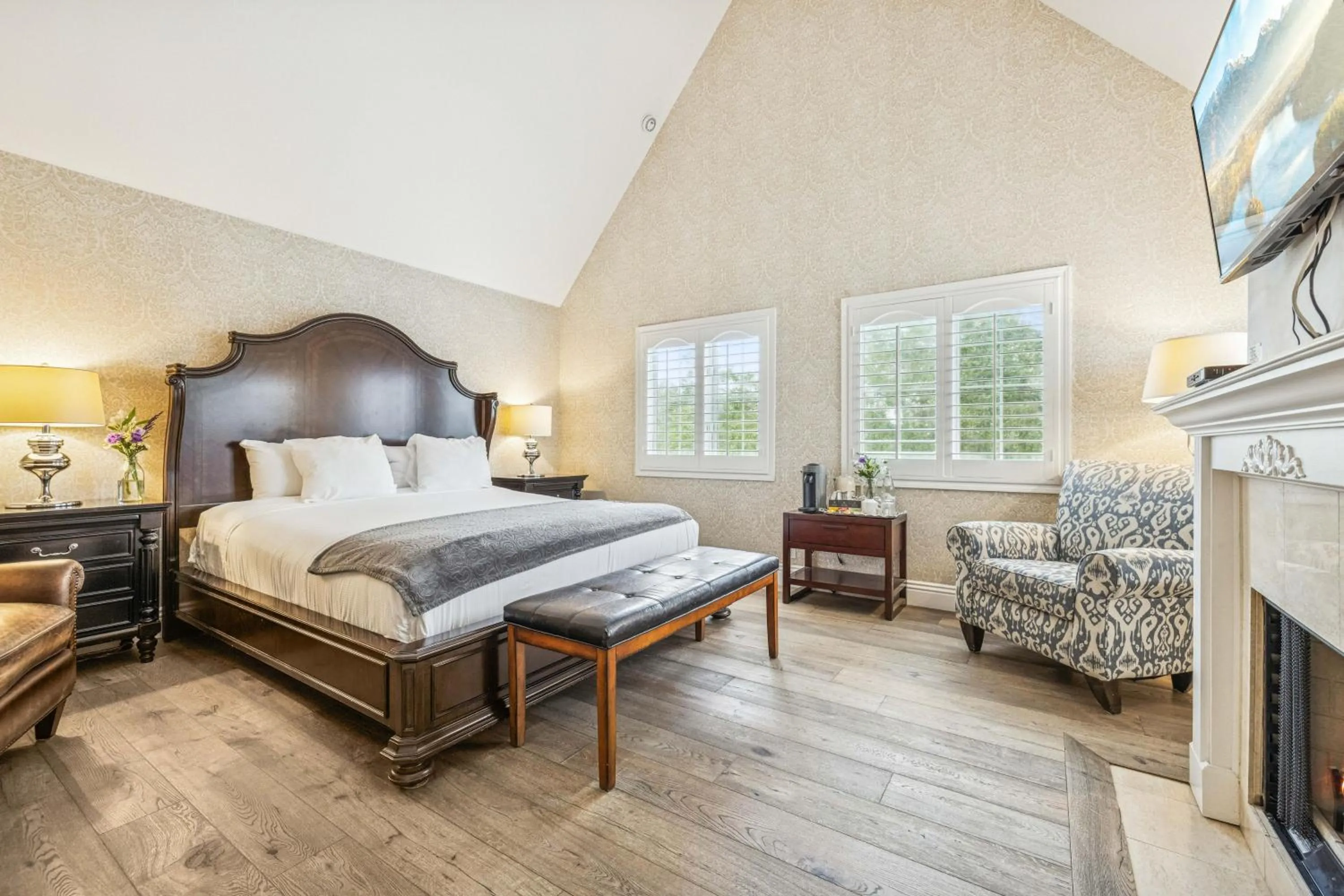 Bed in Mirabelle Inn