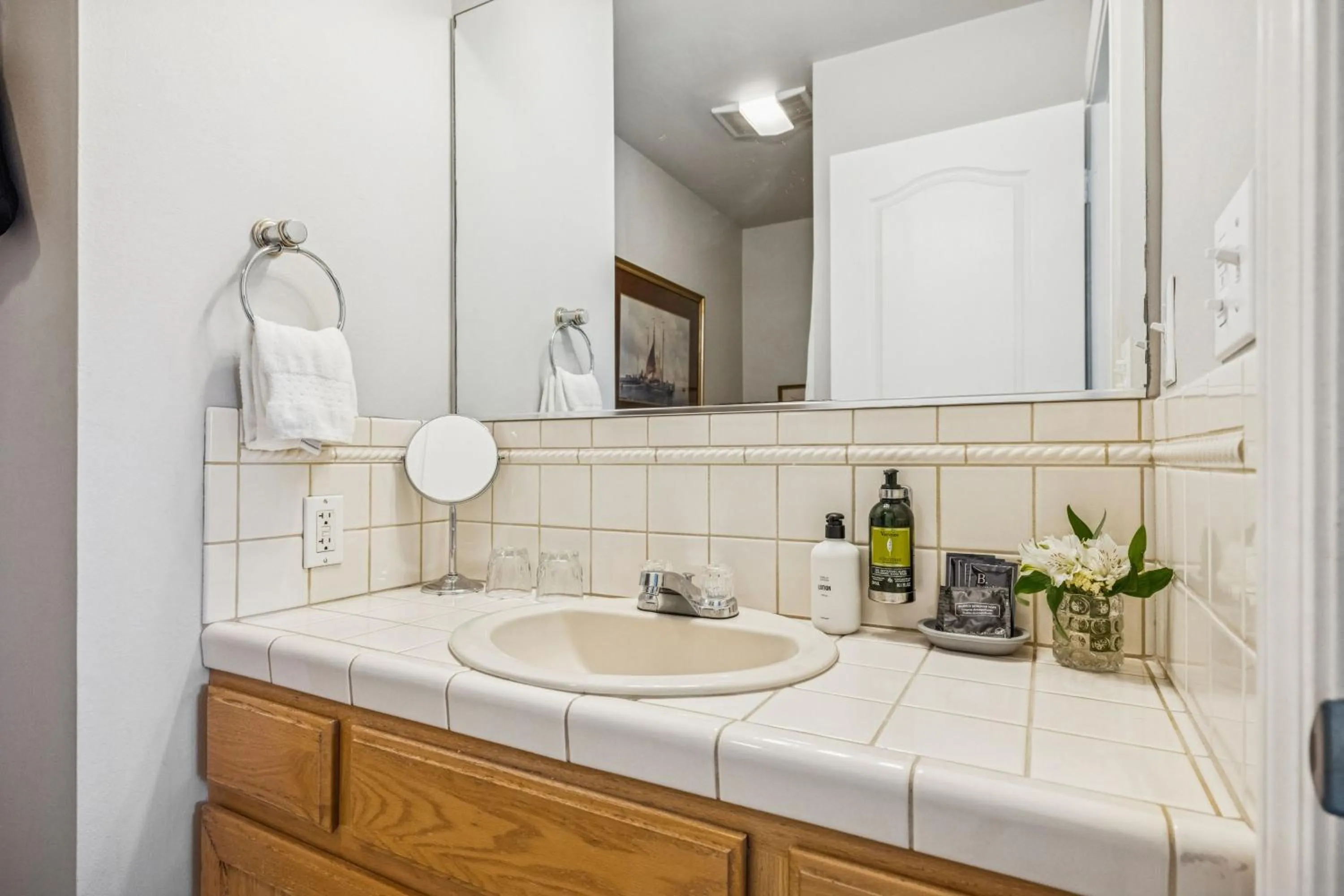 Bathroom in Mirabelle Inn