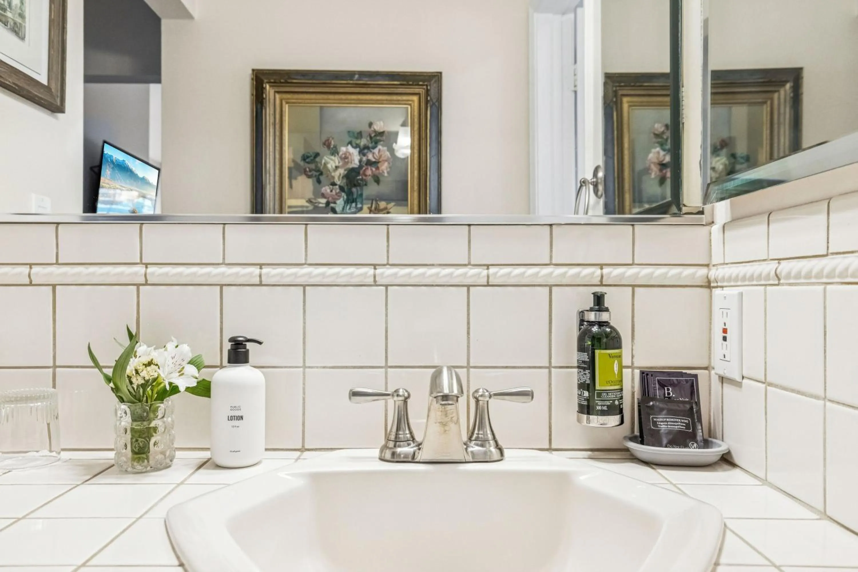 Bathroom in Mirabelle Inn