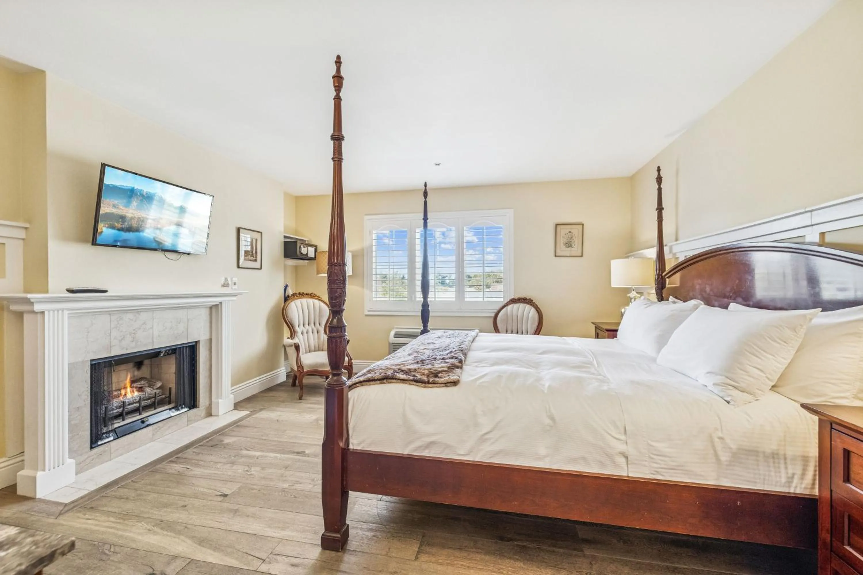 Bed in Mirabelle Inn