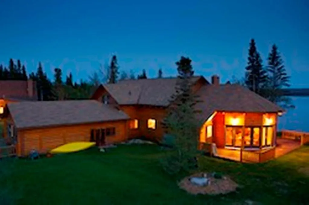 Facade/entrance in Tuckamore Lodge