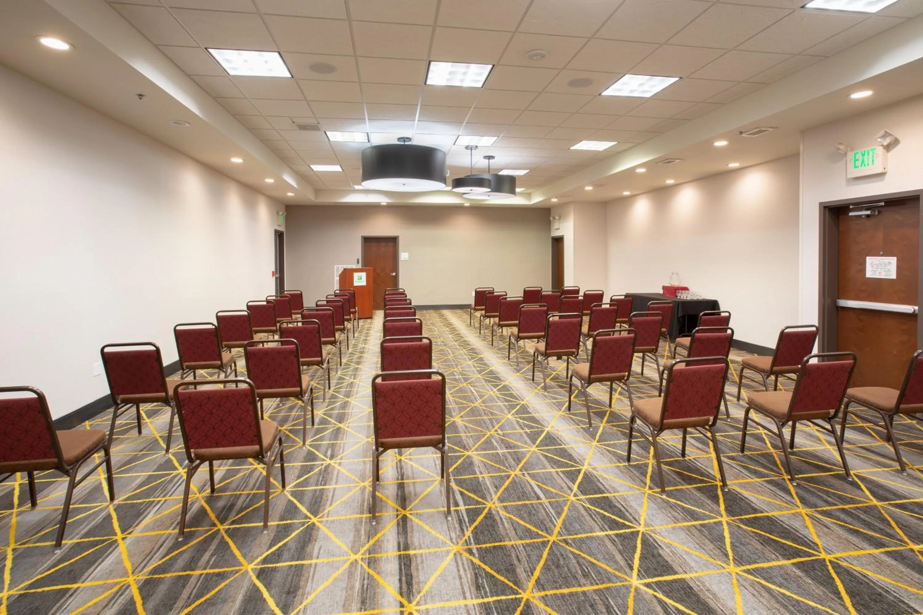 Meeting/conference room in Holiday Inn & Suites Durango Downtown by IHG