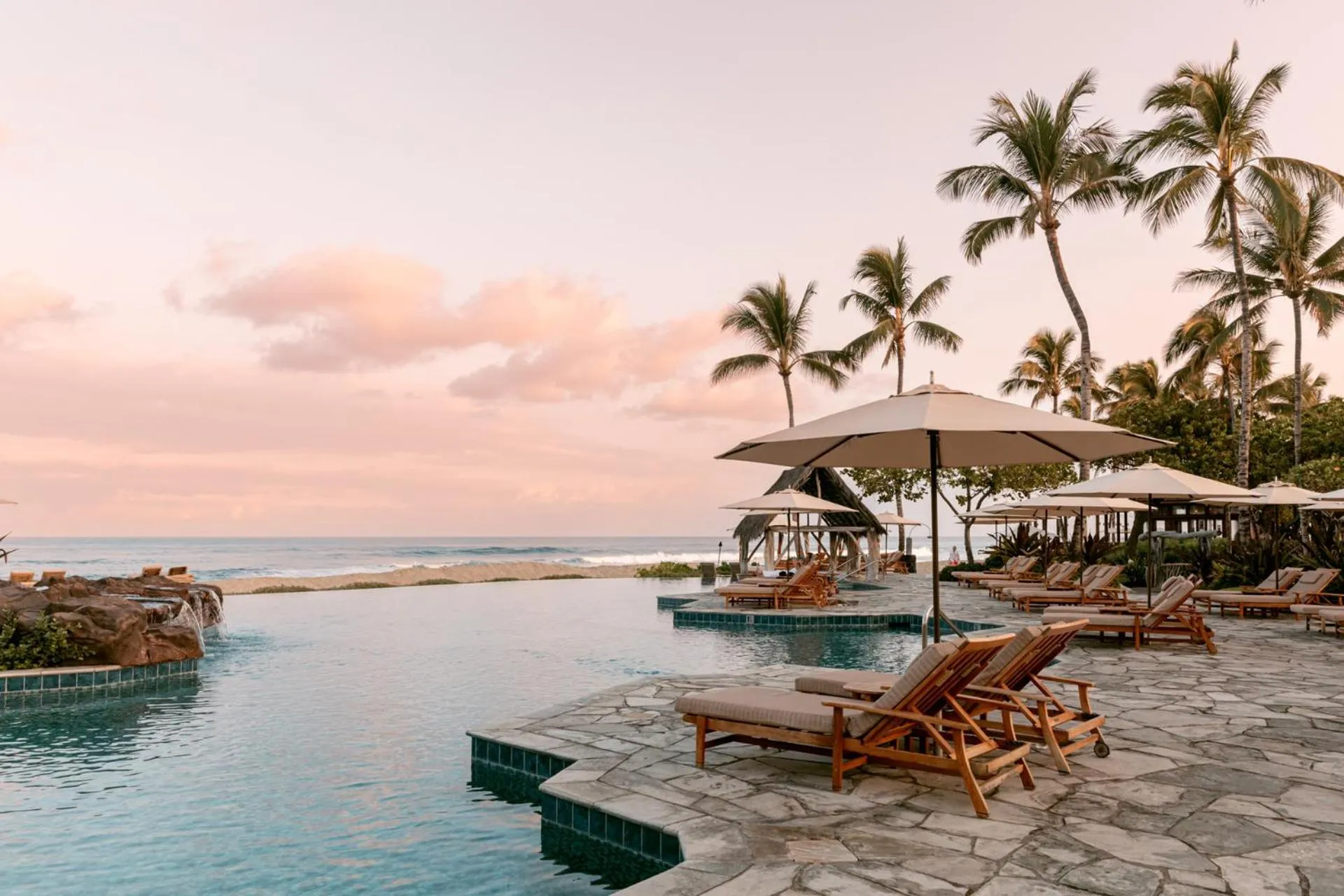 Swimming pool in Four Seasons Resort Hualalai