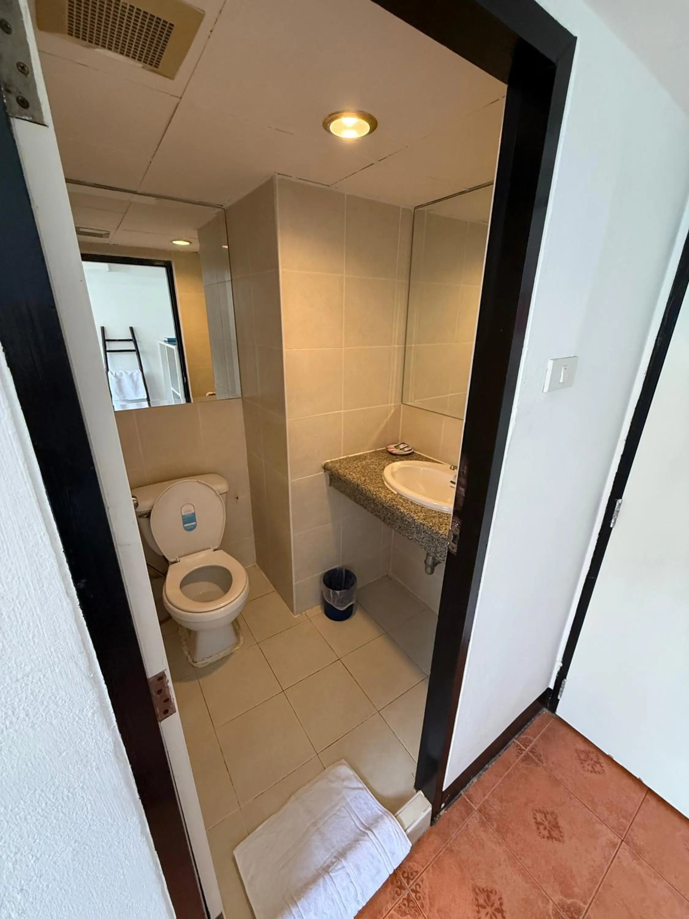 Shower in The Best Bangkok House